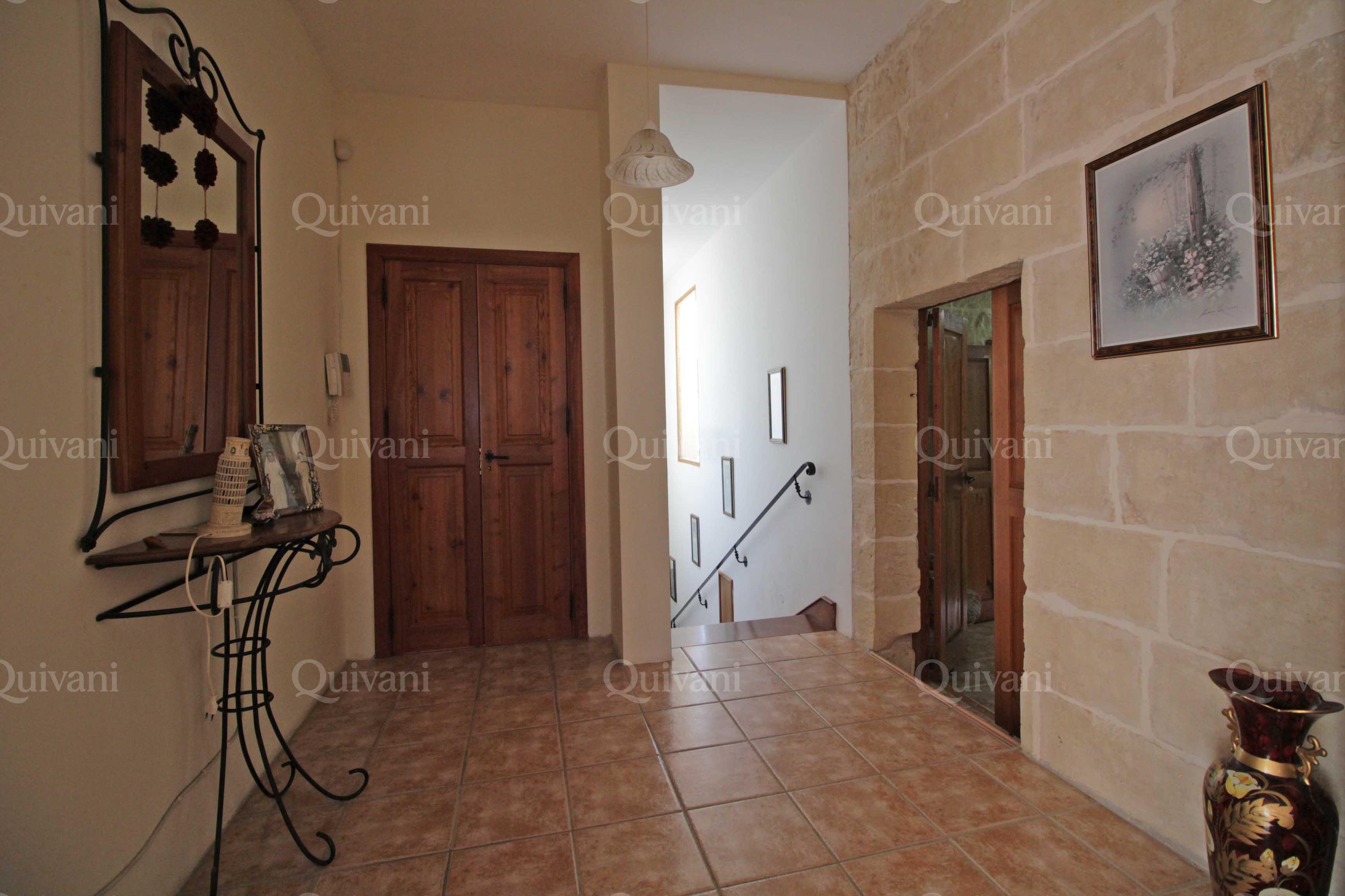 Xghajra, Converted Farmhouse