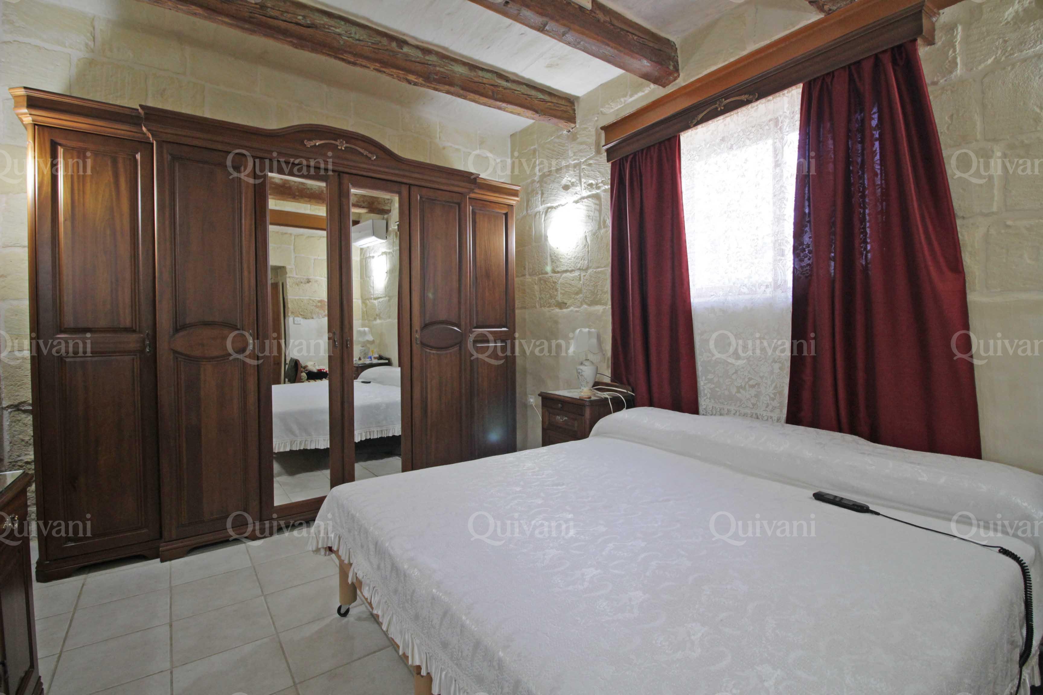 Xghajra, Converted Farmhouse