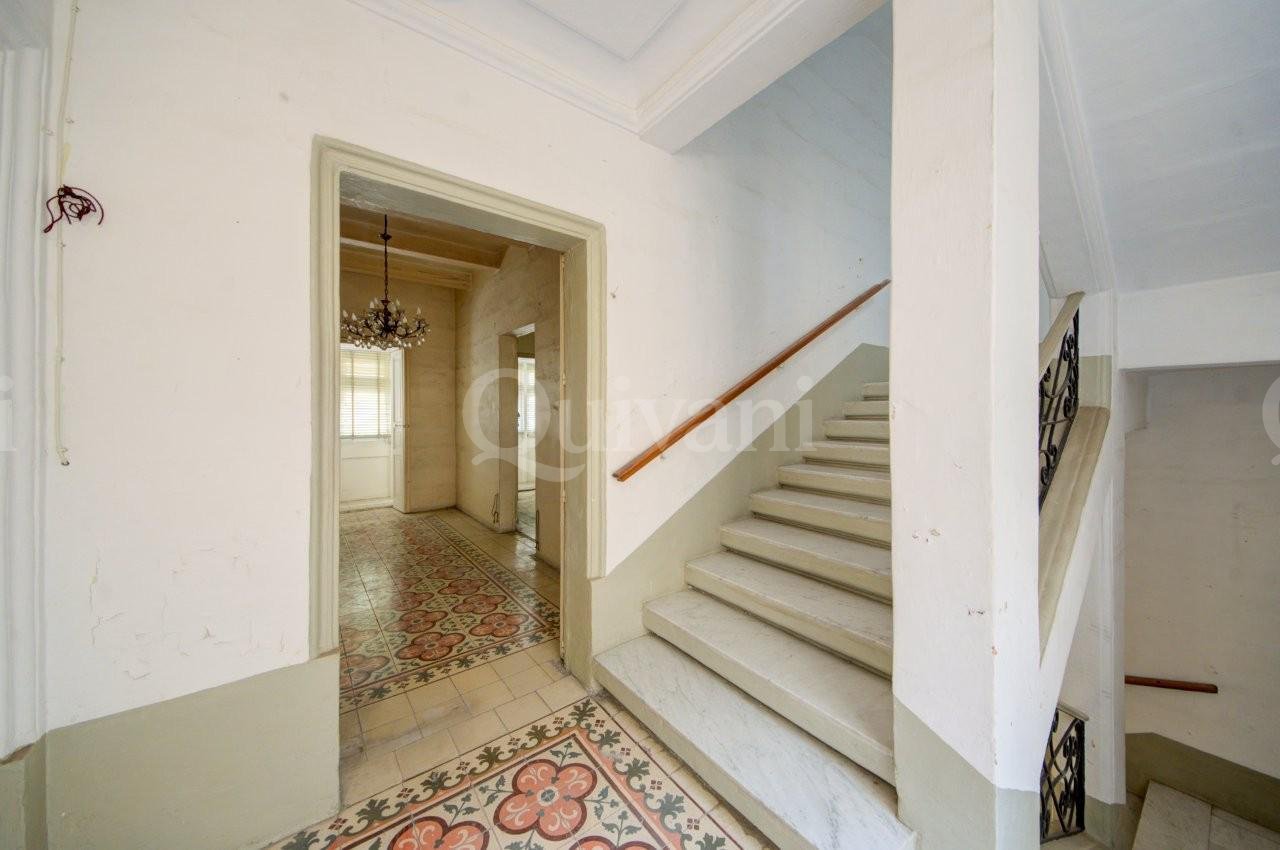 Valletta, Unconverted Palazzo
