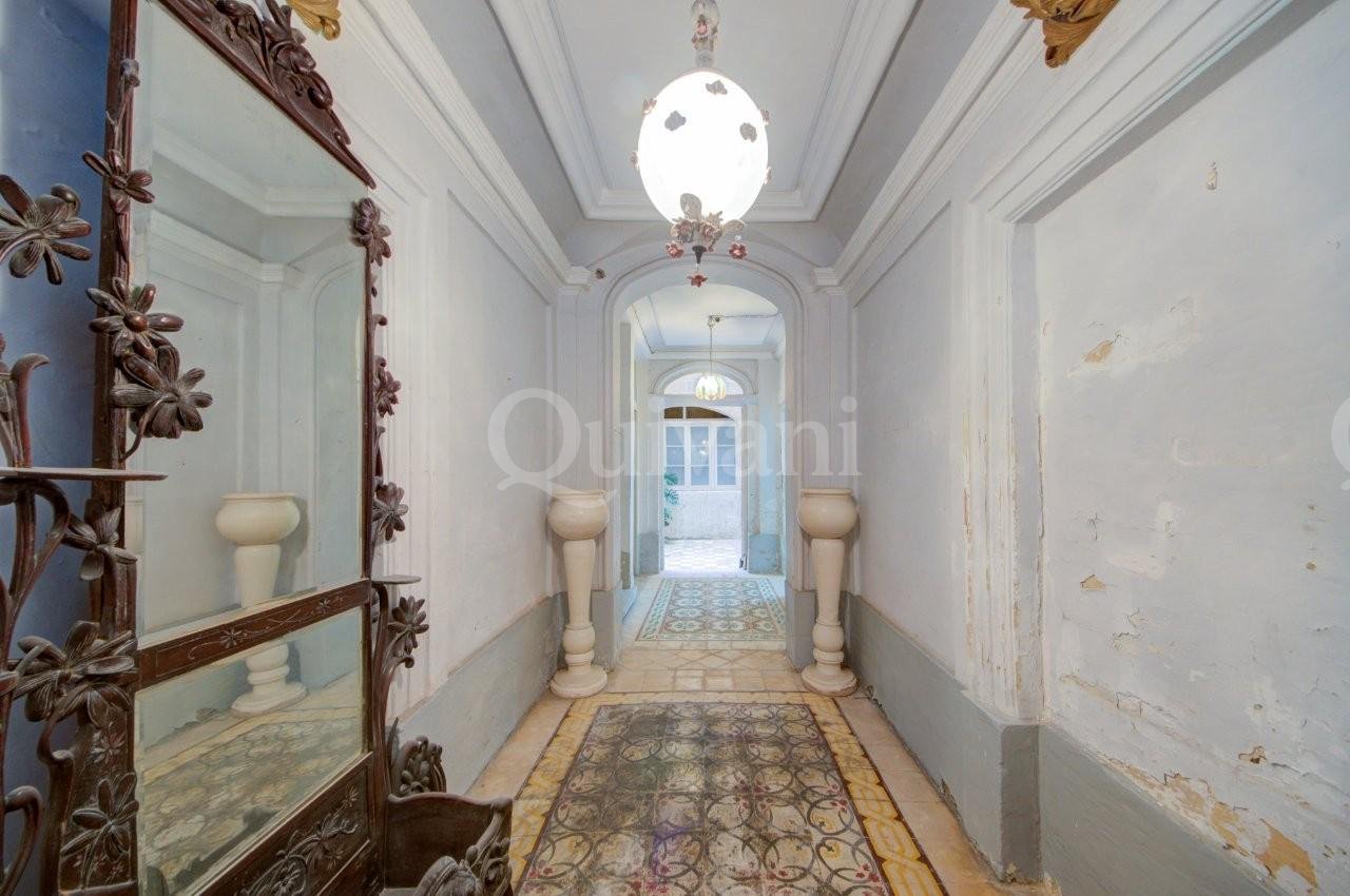 Valletta, Unconverted Palazzo