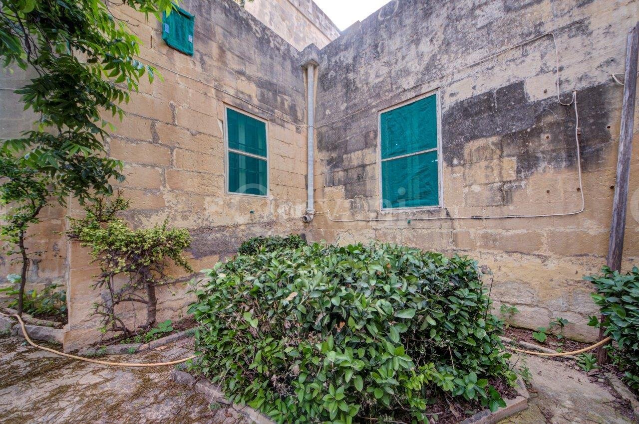 Zejtun, Unconverted Palazzo