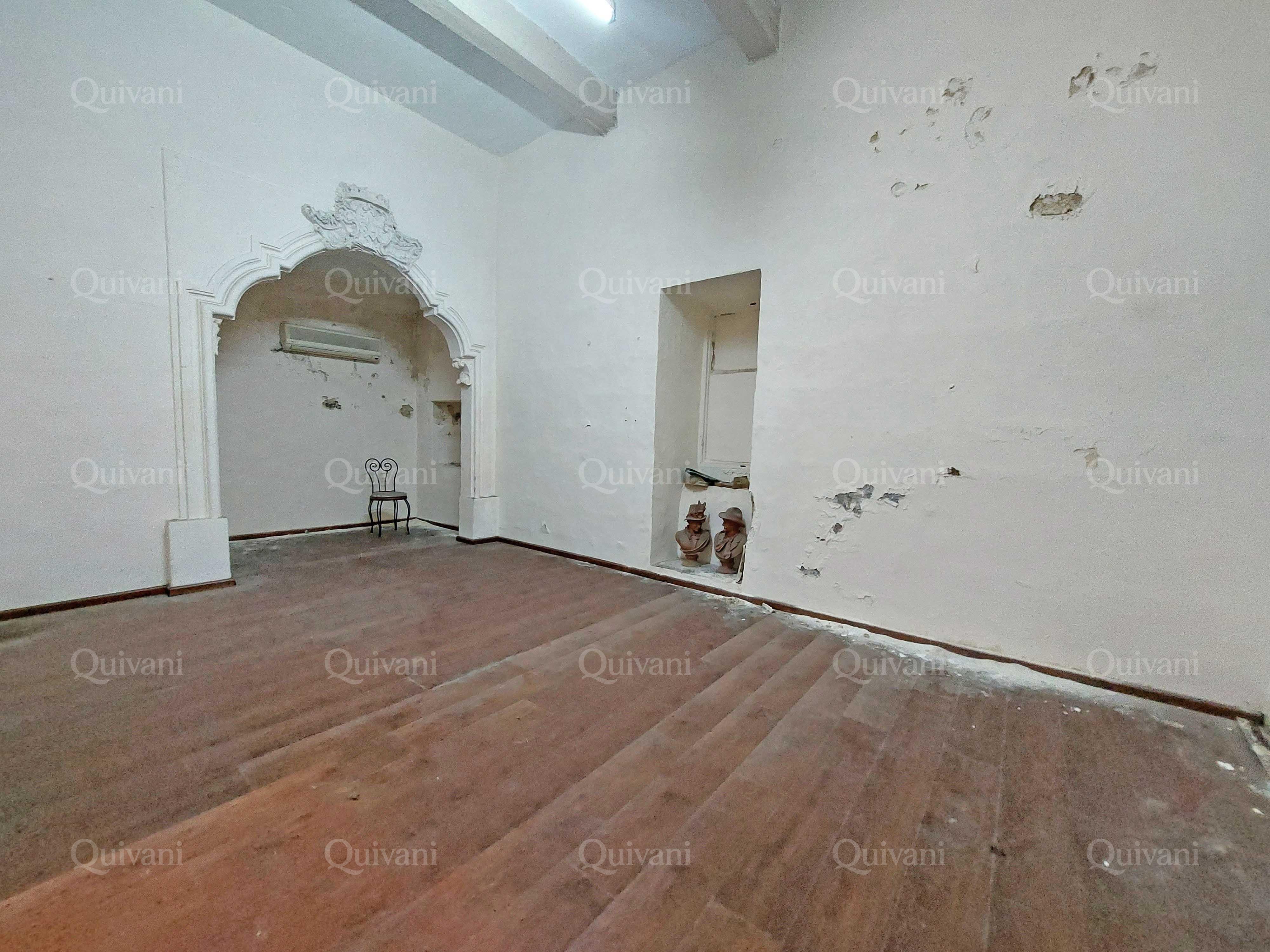 Qormi, Unconverted Palazzo