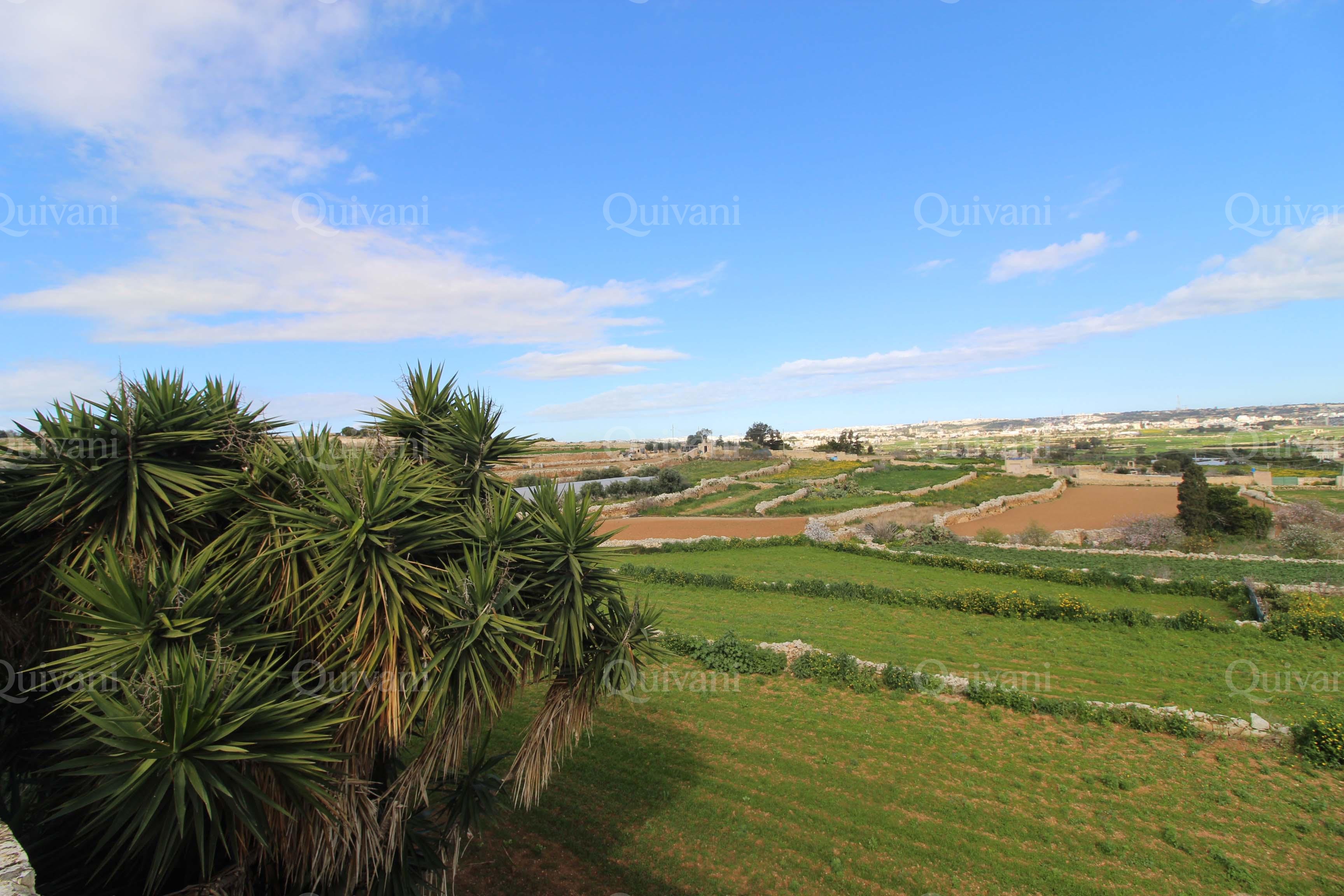 Zebbug, Unconverted Farmhouse