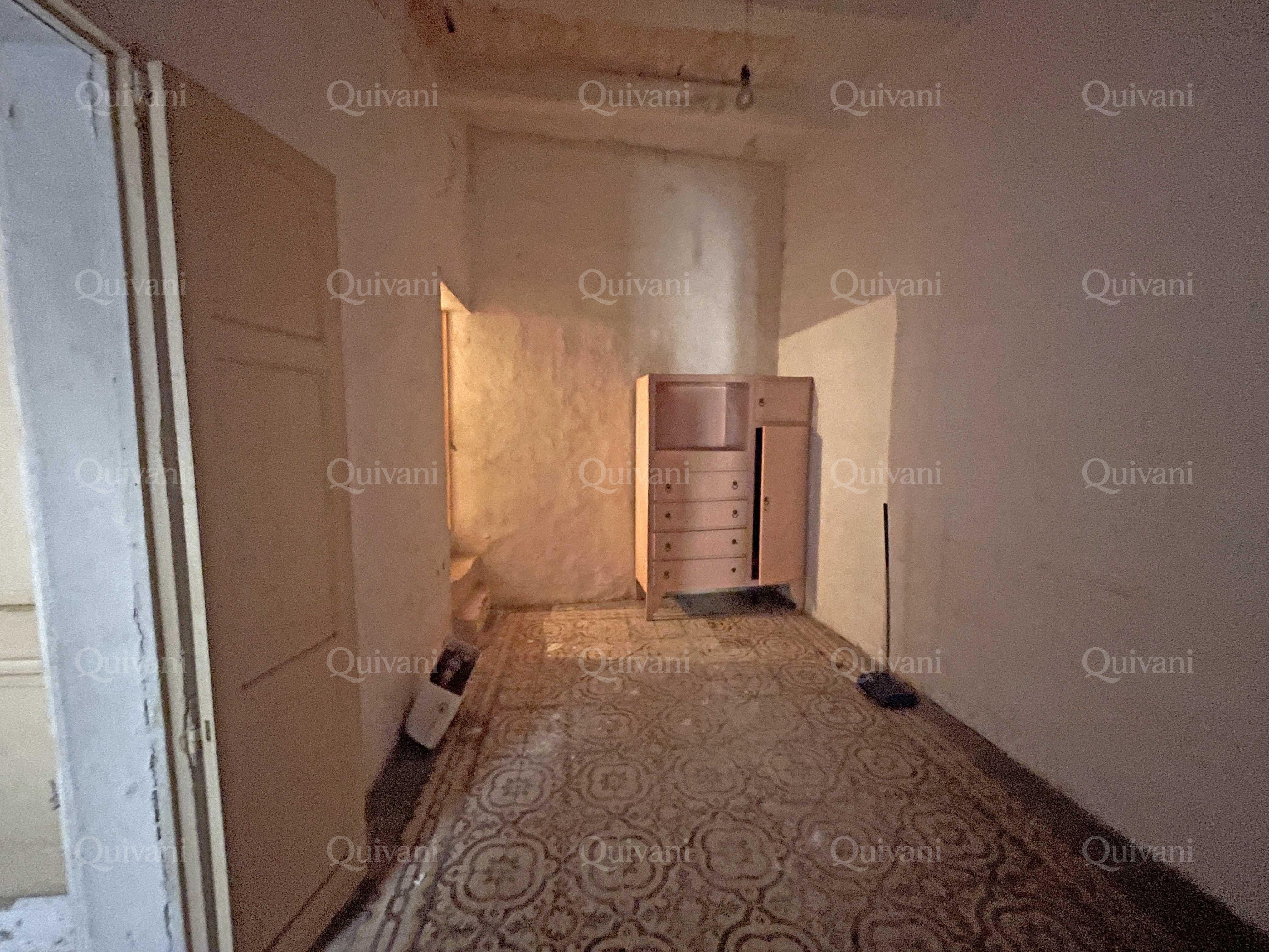Senglea, Unconverted Townhouse