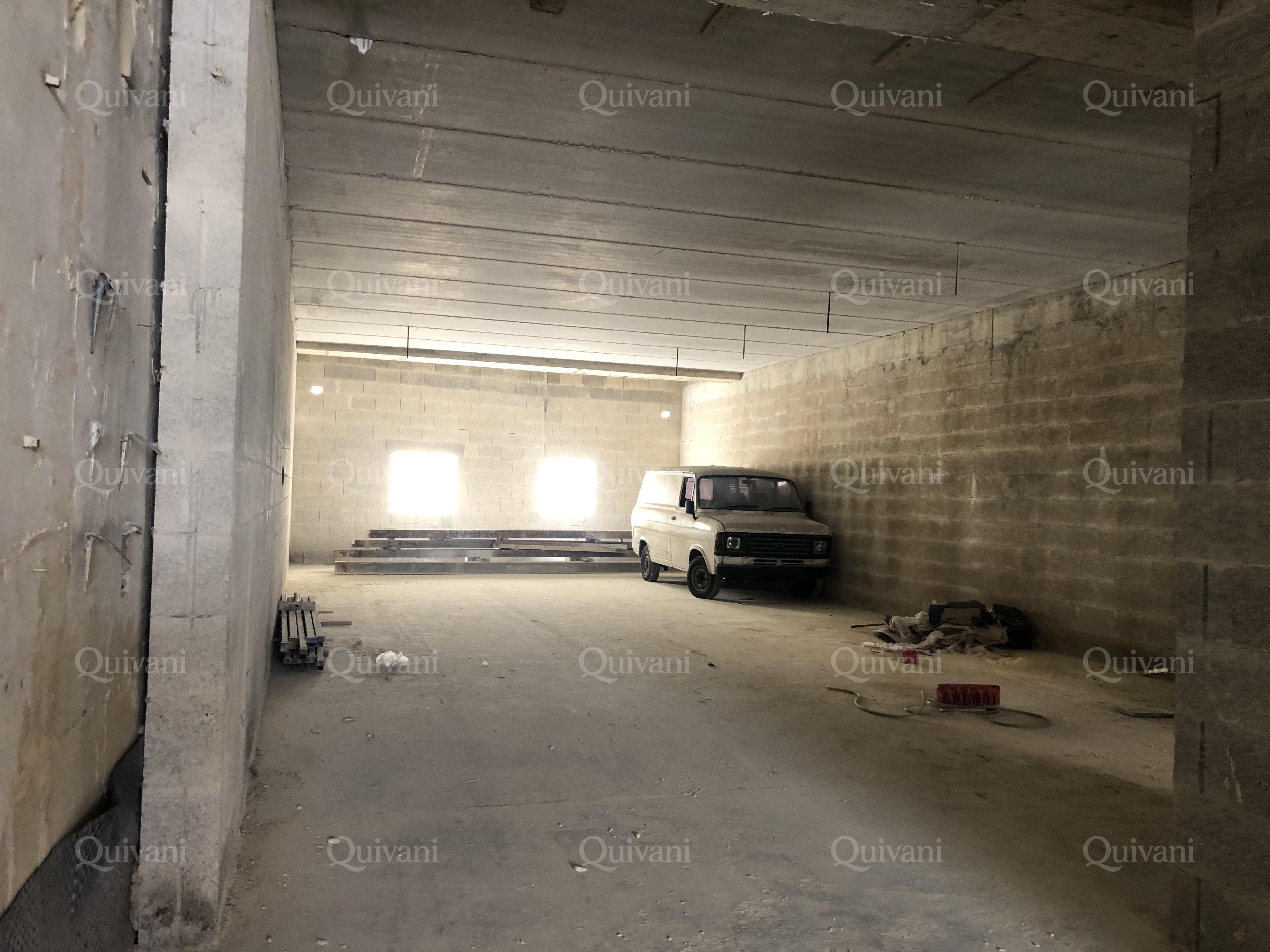Tarxien, 12 car  Garage + office