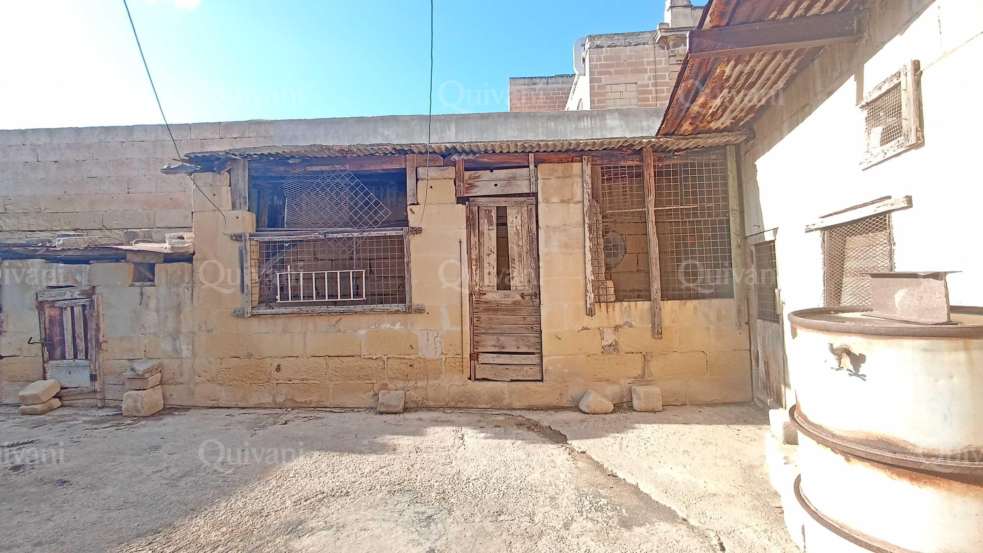 Marsa, Unconverted Farmhouse