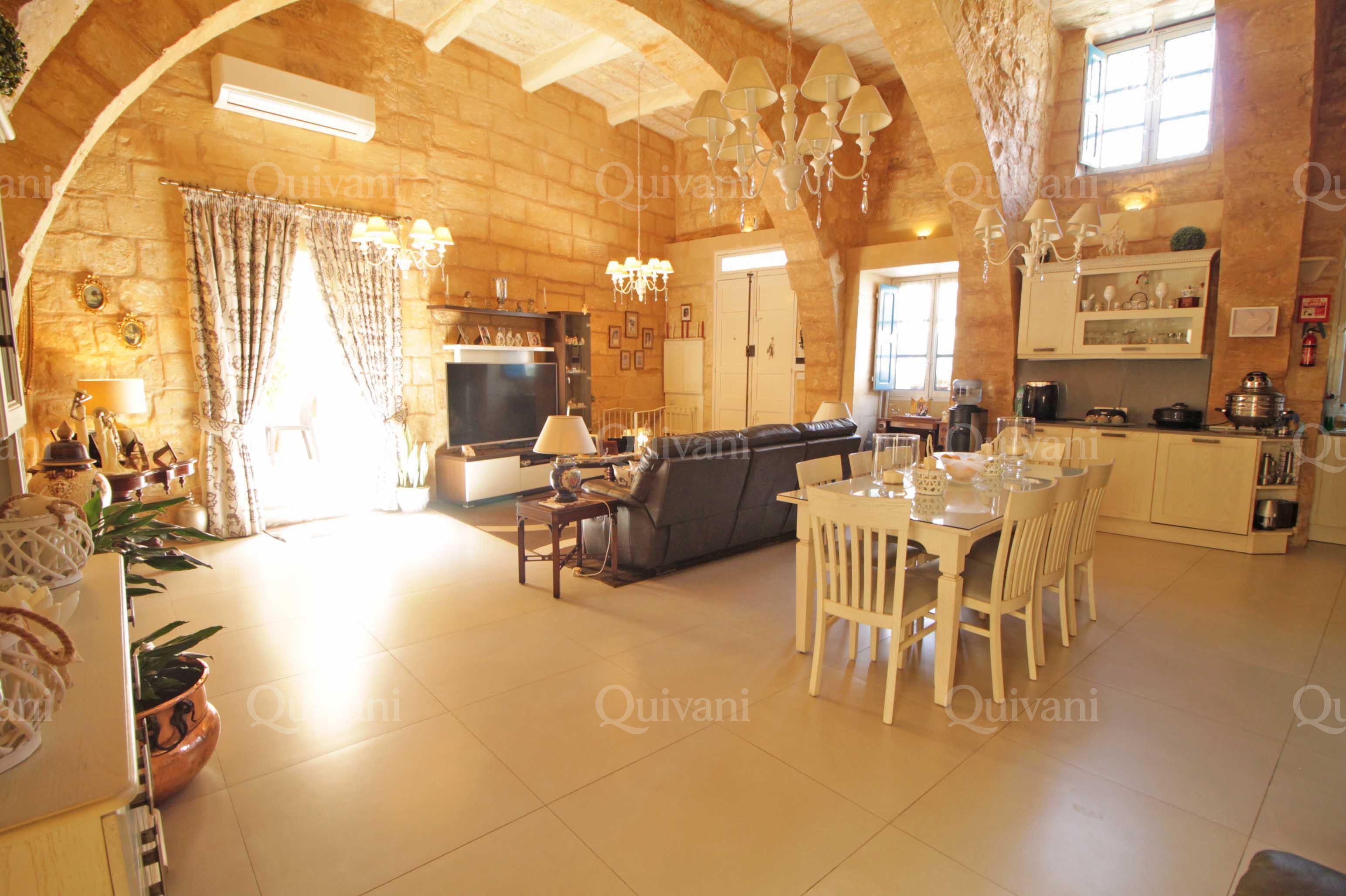 Qormi, Furnished House of Character