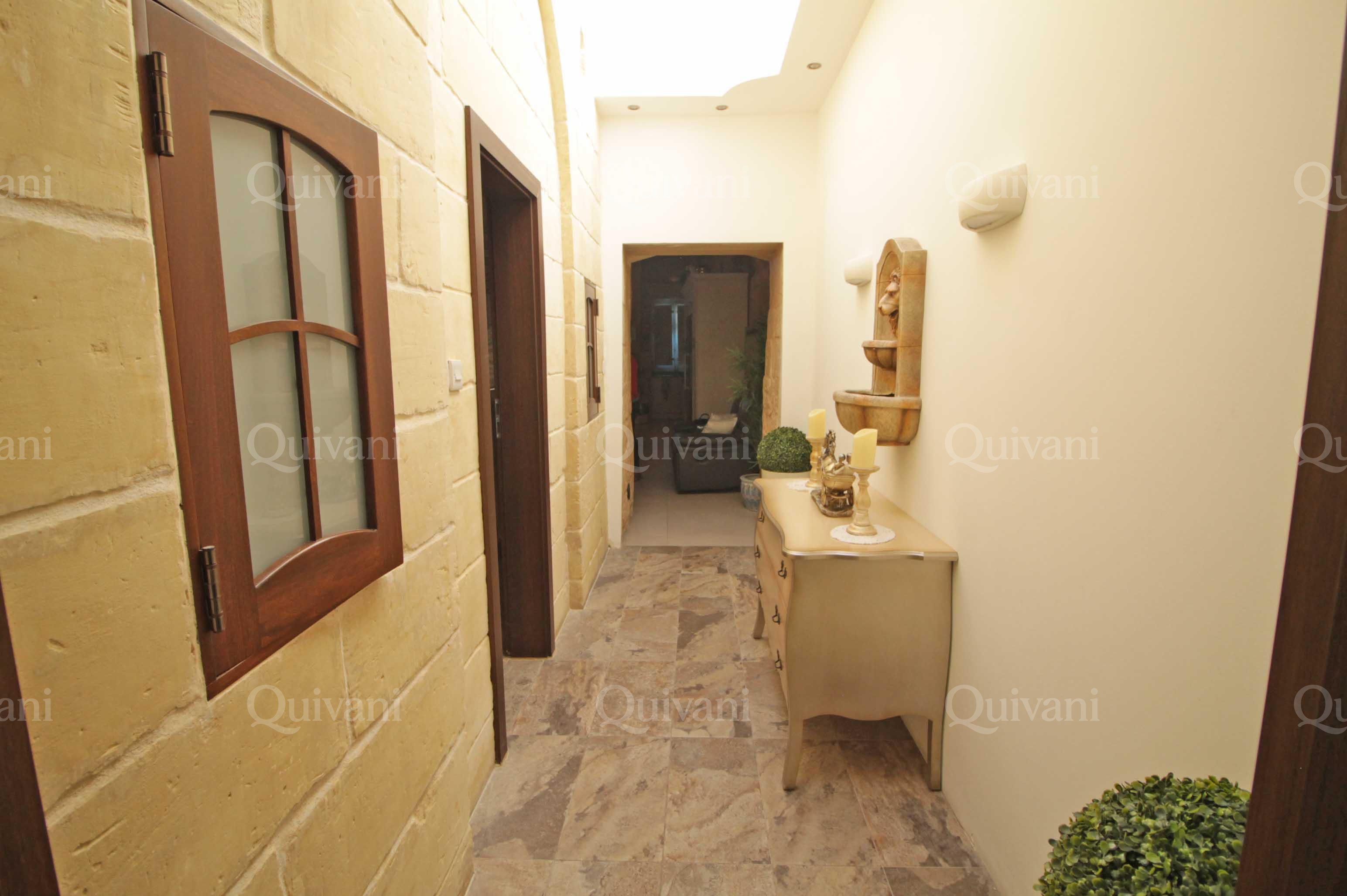 Qormi, Furnished House of Character