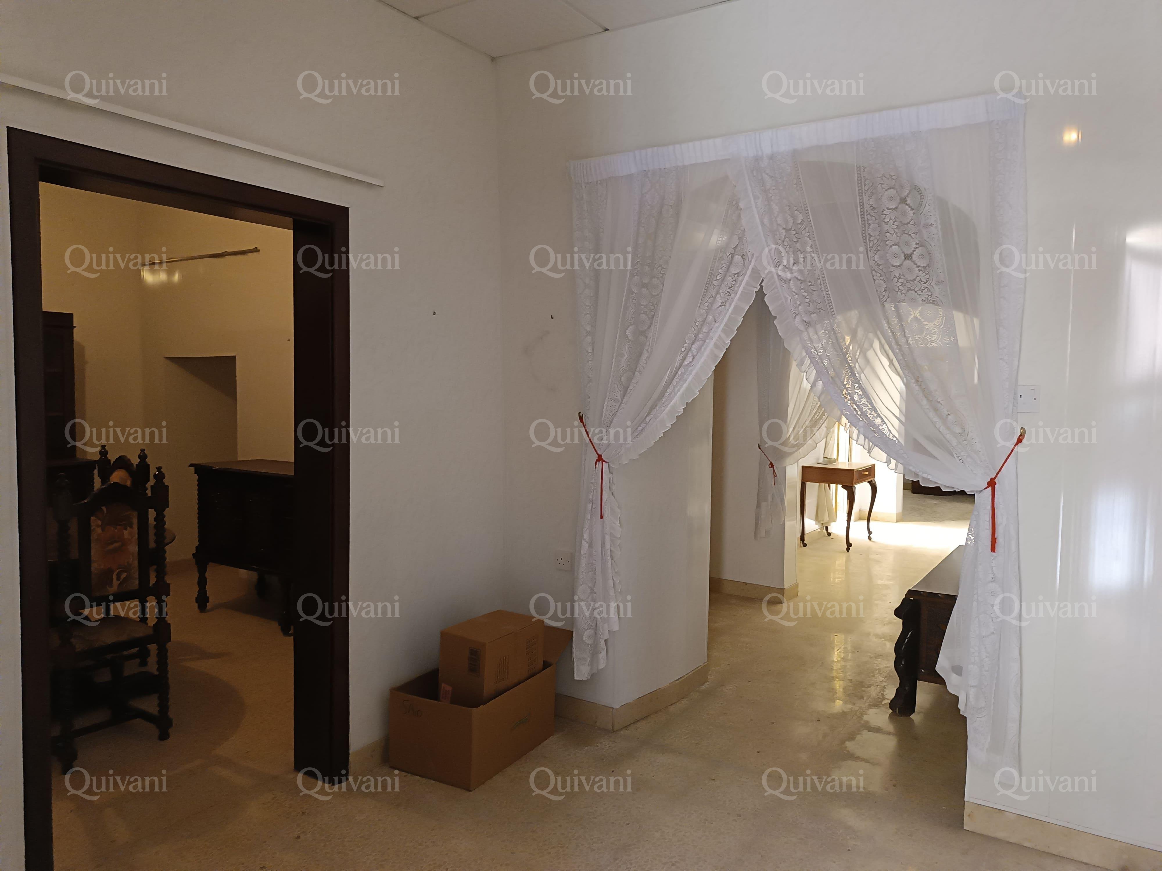 Qormi, Unconverted Townhouse