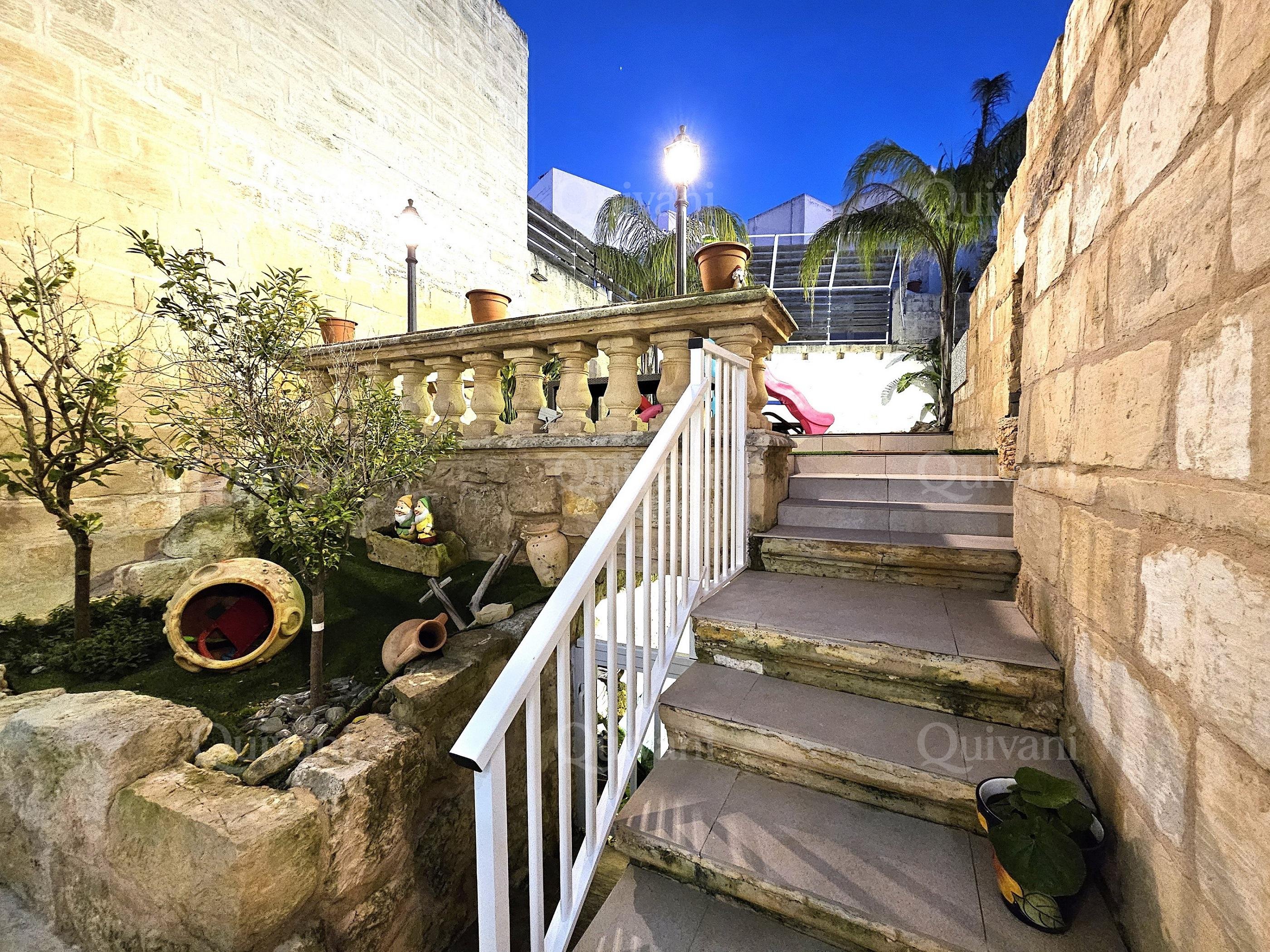 Rabat, Converted Grand Town House + Garden + Pool