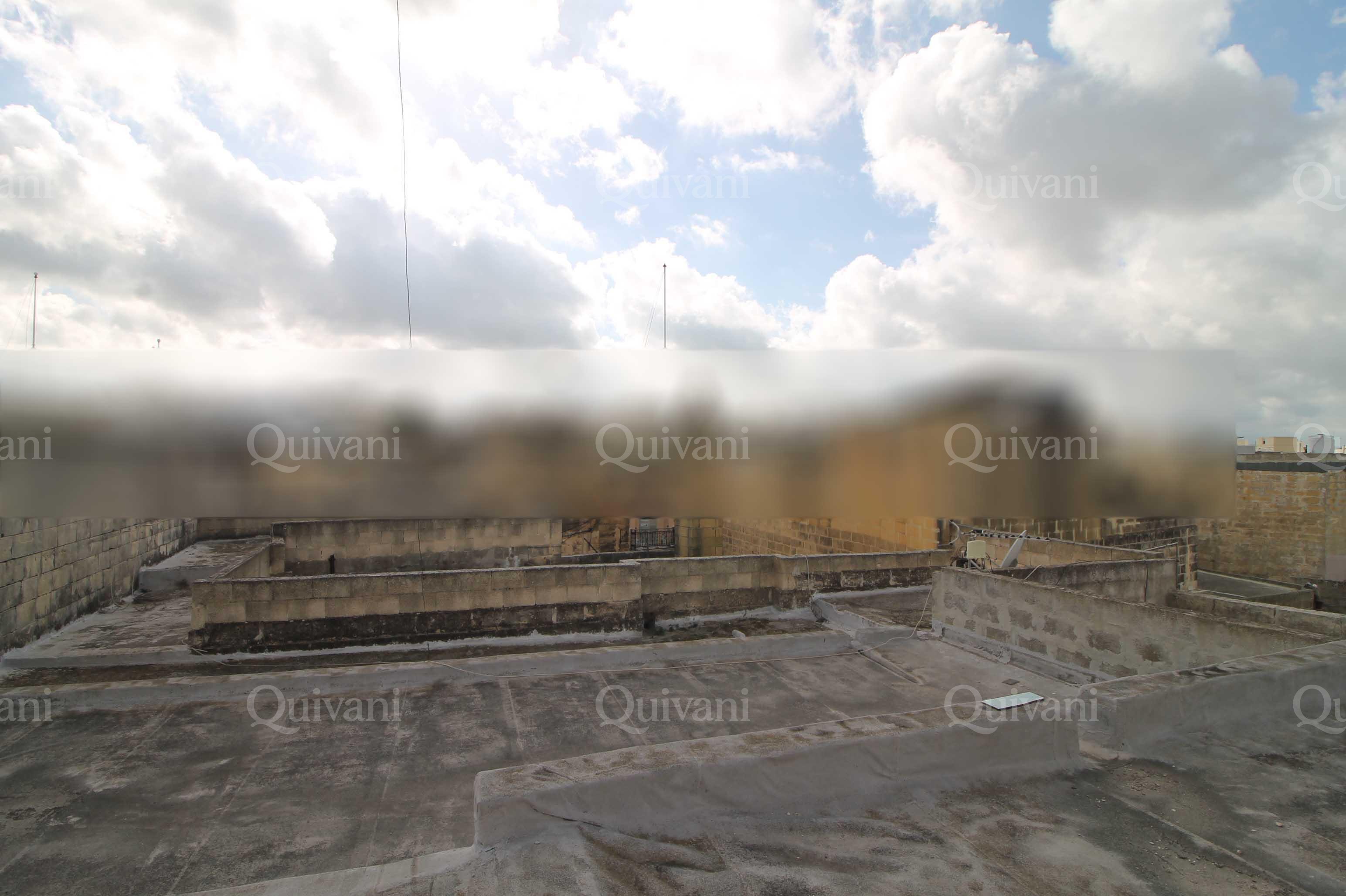 Qormi, Unconverted House of Character