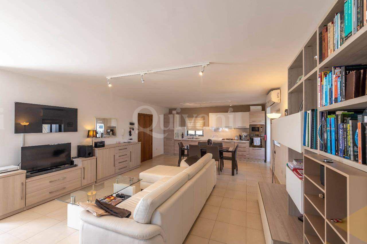 Xghajra, Finished Duplex Penthouse