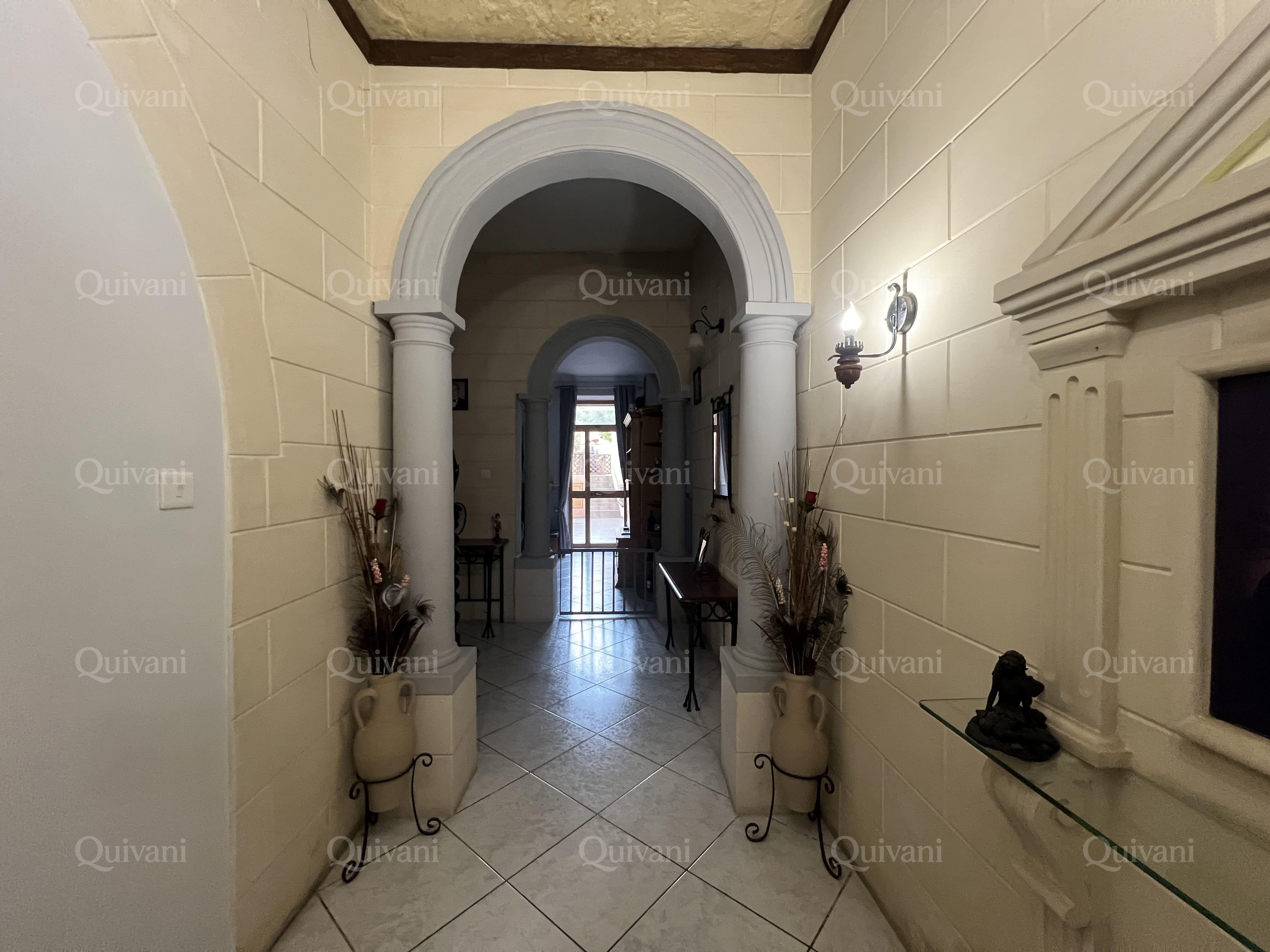 Paola, Converted Townhouse