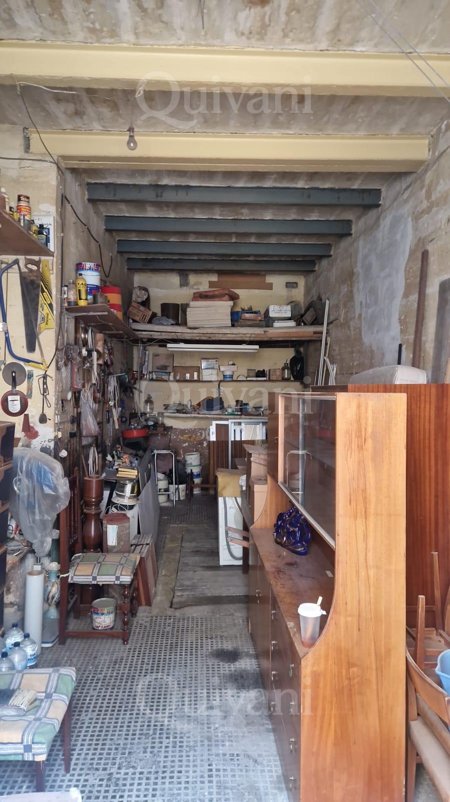 Paola, Finished Garage