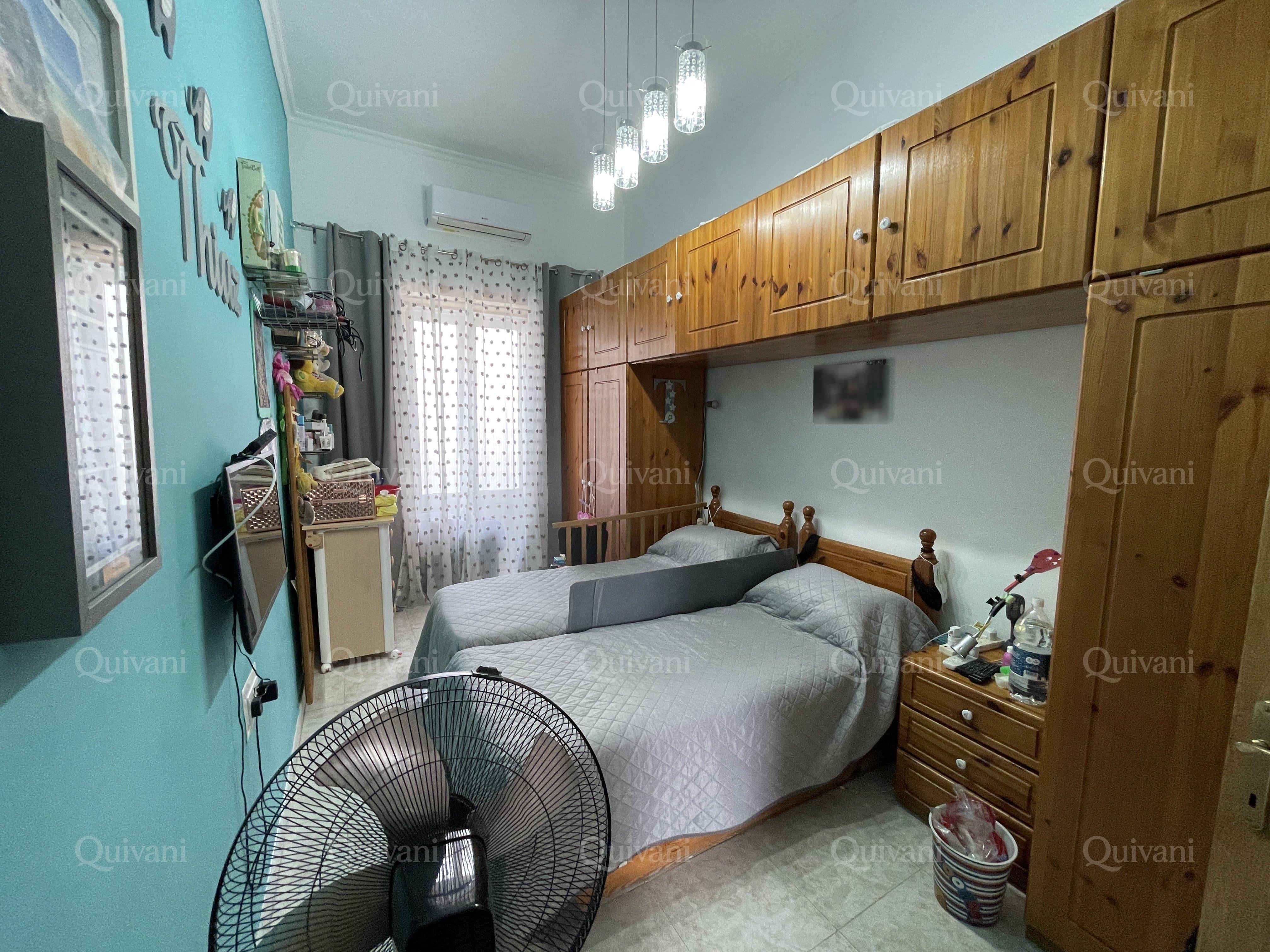 Cospicua, Partly Furnished Townhouse
