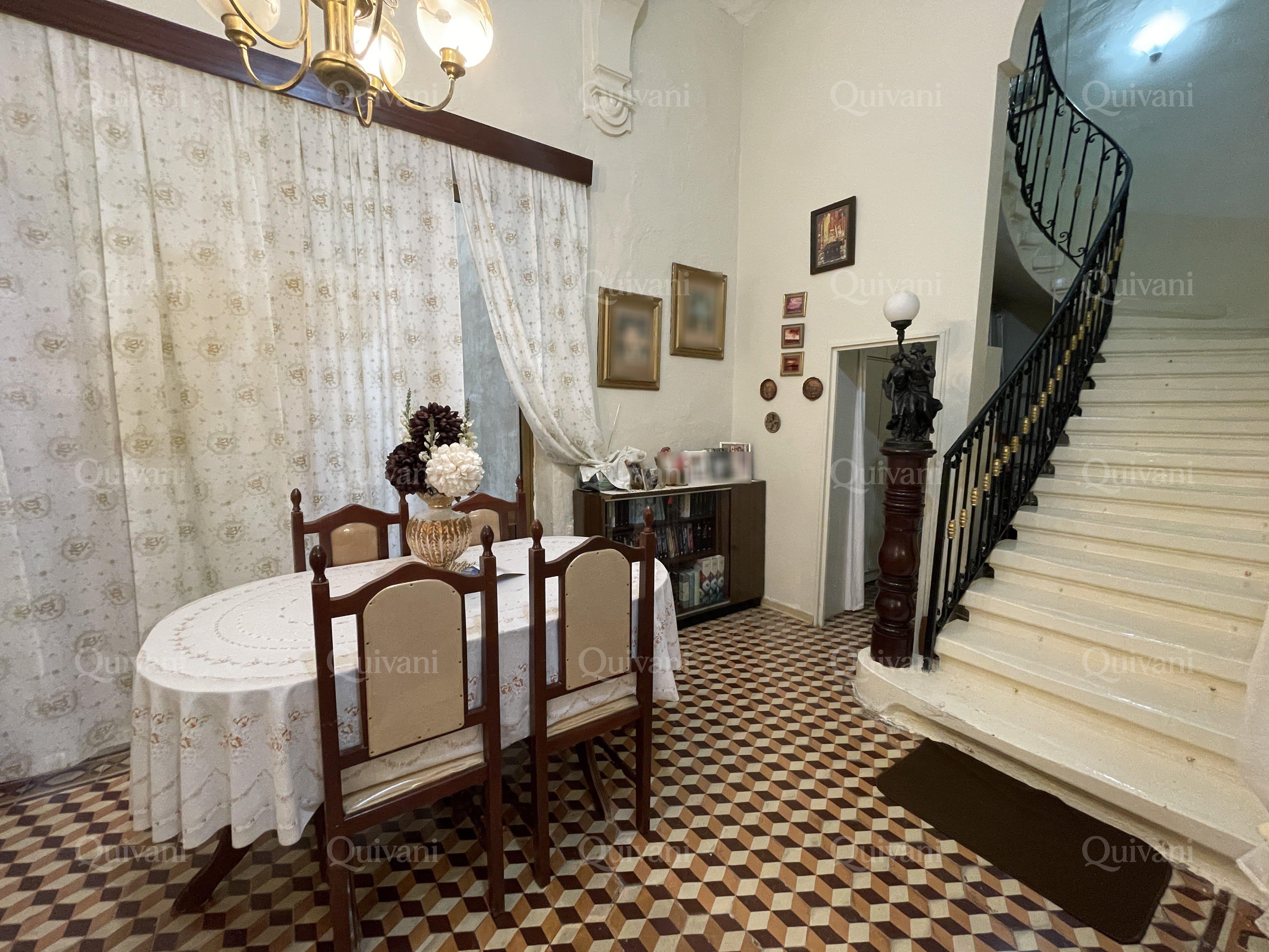 Cospicua, Partly Furnished Townhouse