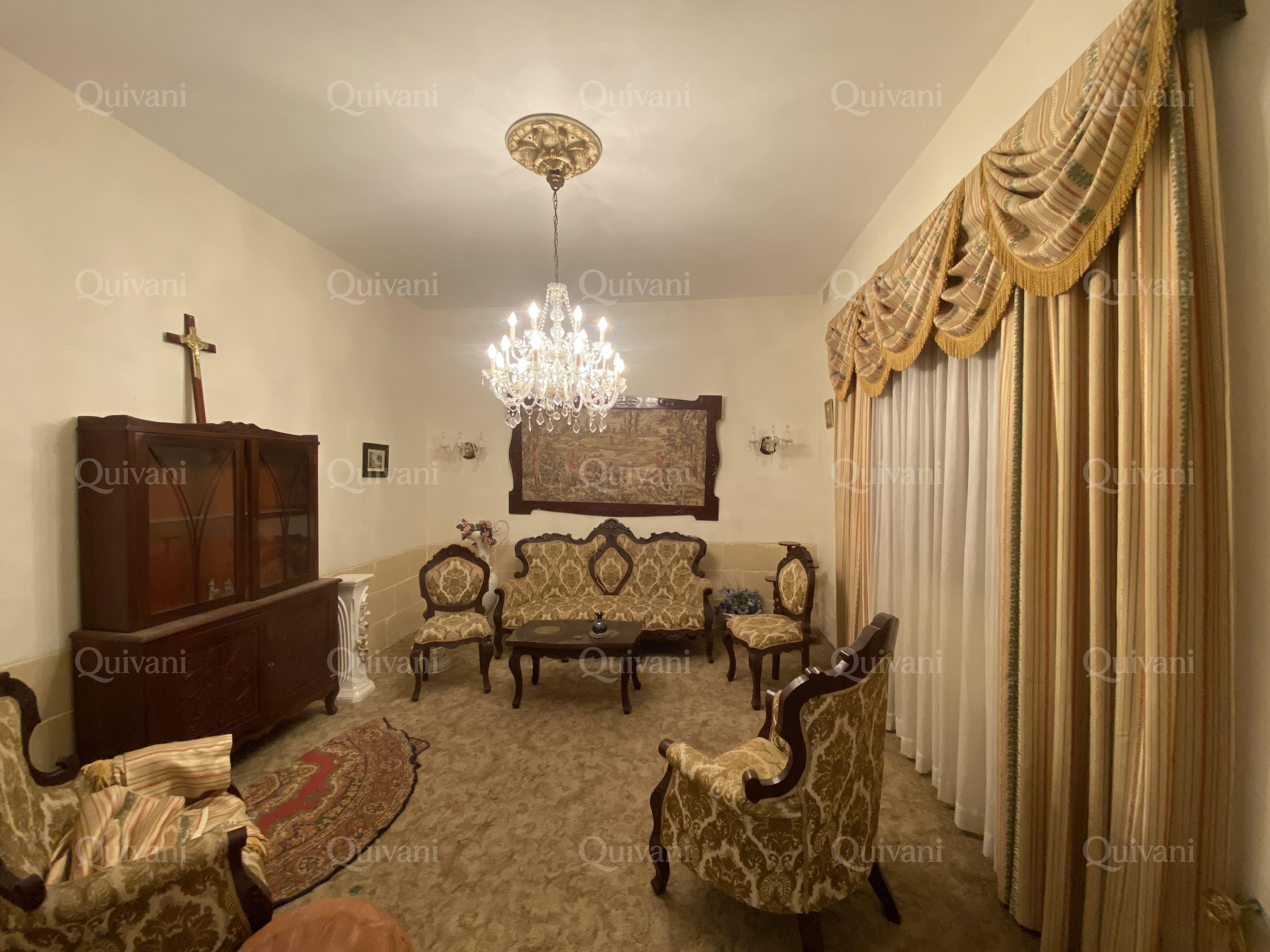 Marsascala, Unconverted Townhouse