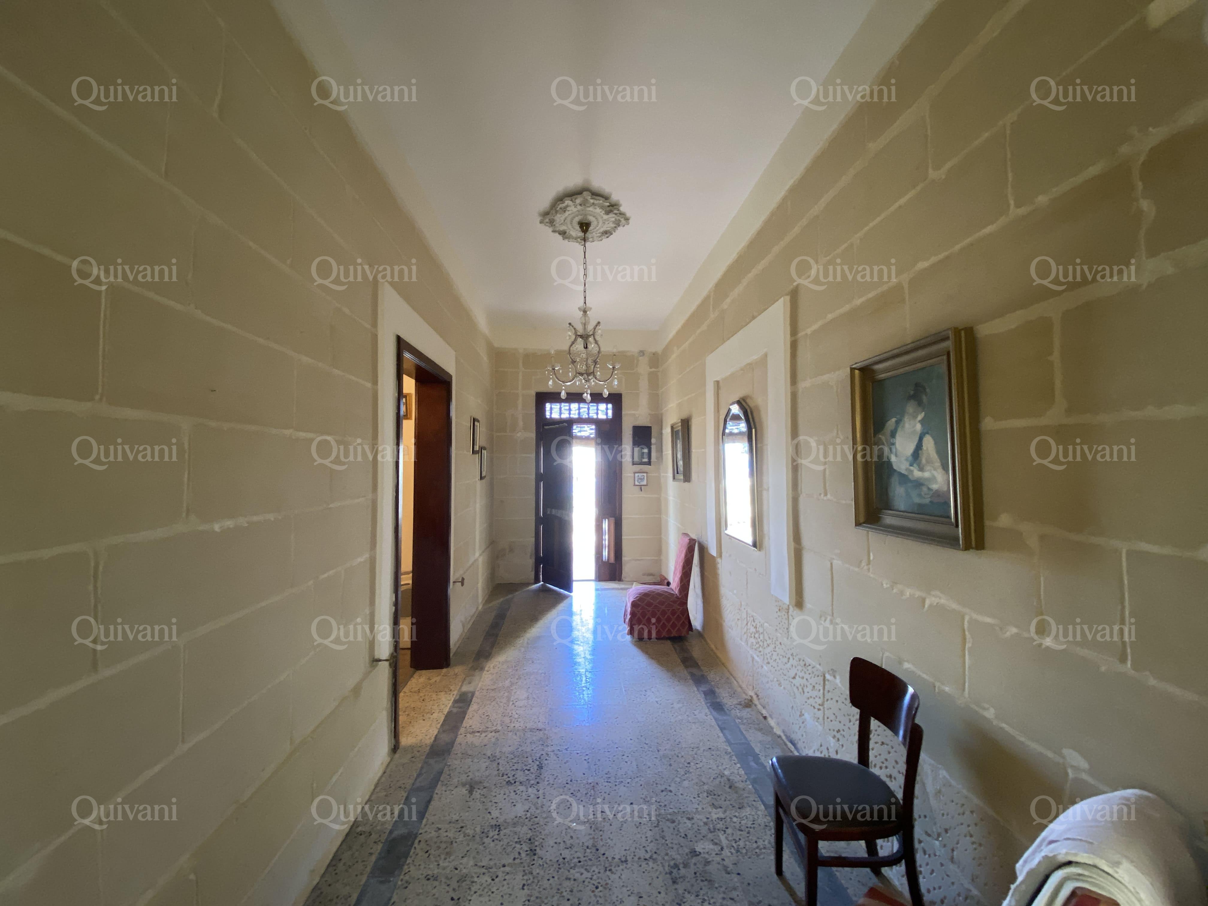 Marsascala, Unconverted Townhouse