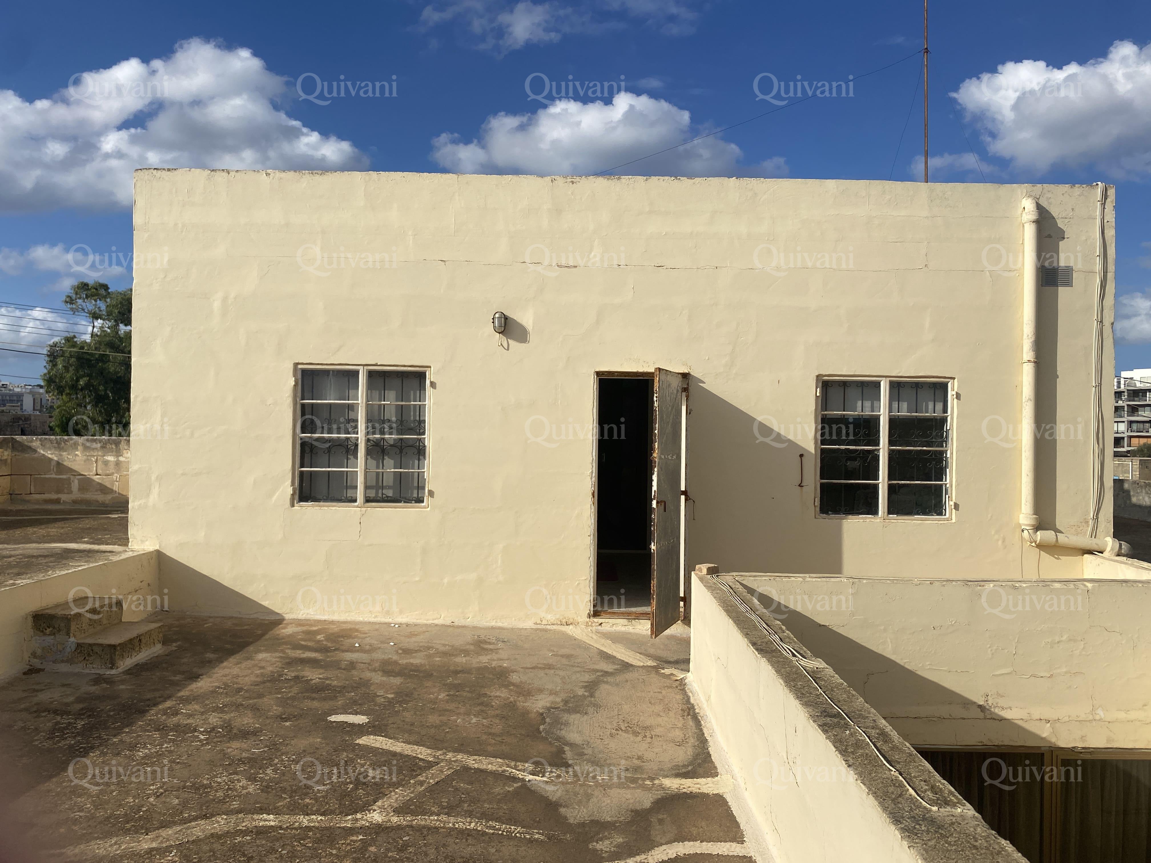 Marsascala, Unconverted Townhouse