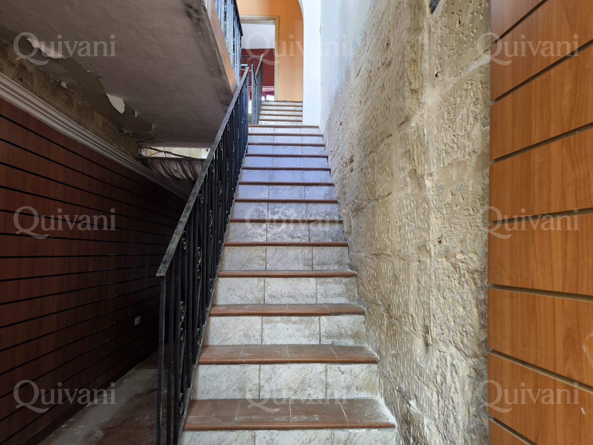 Paola, Shell form Solitary Maisonette