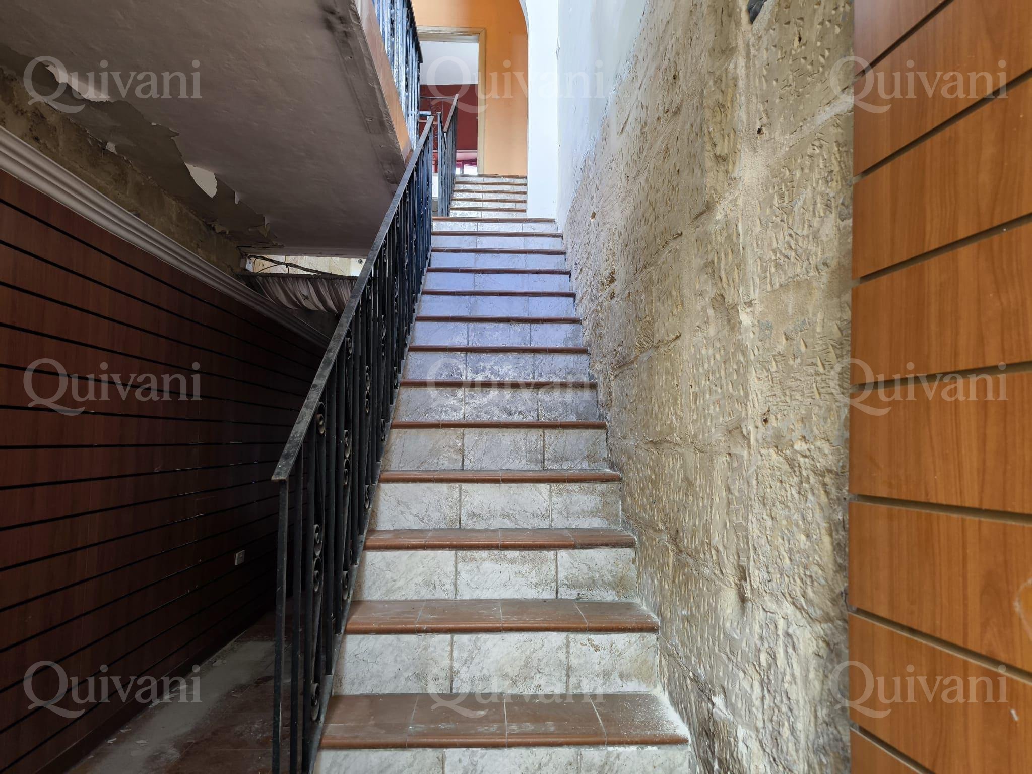 Paola, Shell form Solitary Maisonette