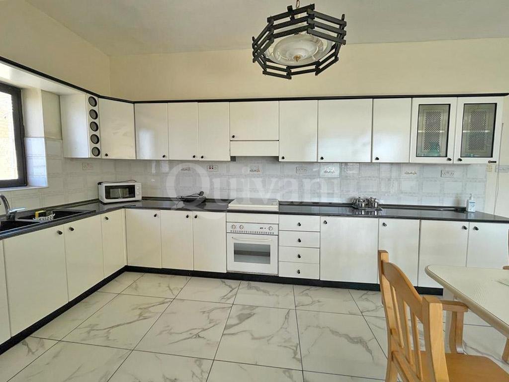 Gharghur, Furnished Maisonette