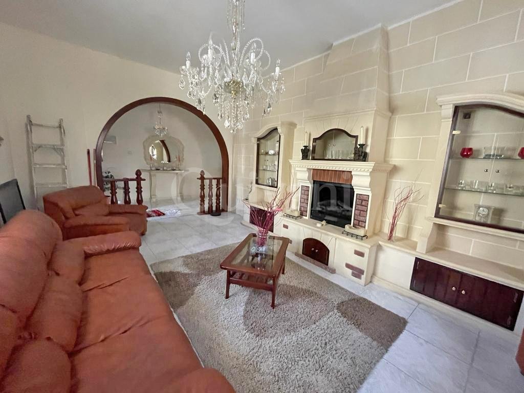 Gharghur, Furnished Maisonette