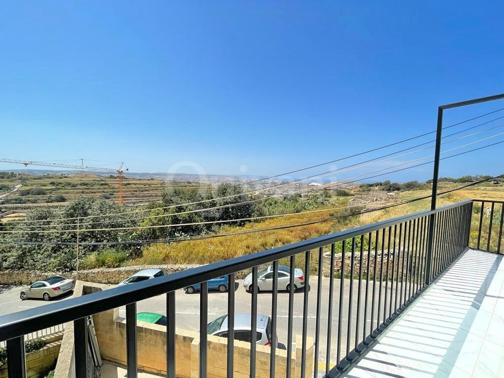 Gharghur, Furnished Maisonette