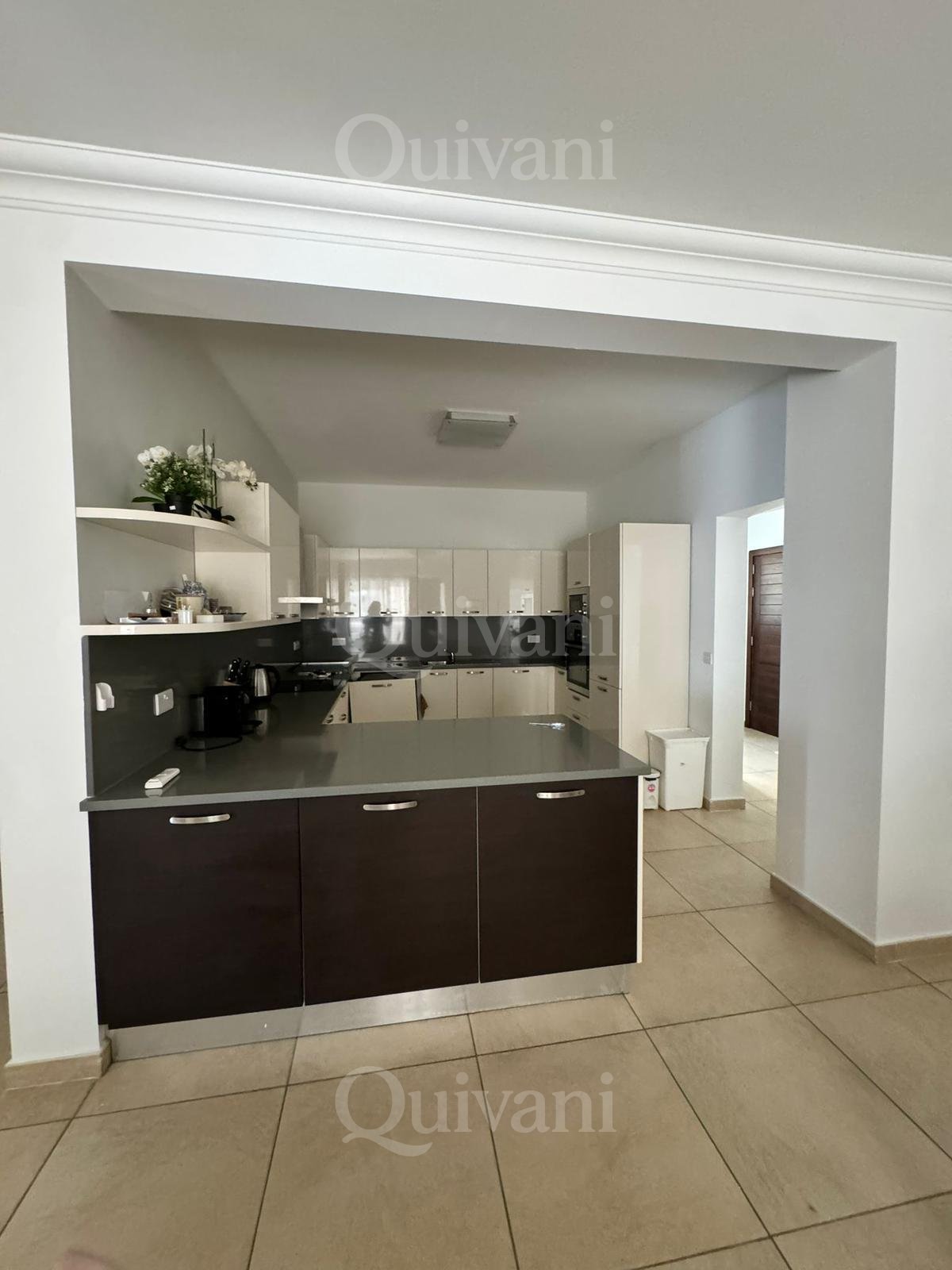 Fort Cambridge, Furnished Apartment