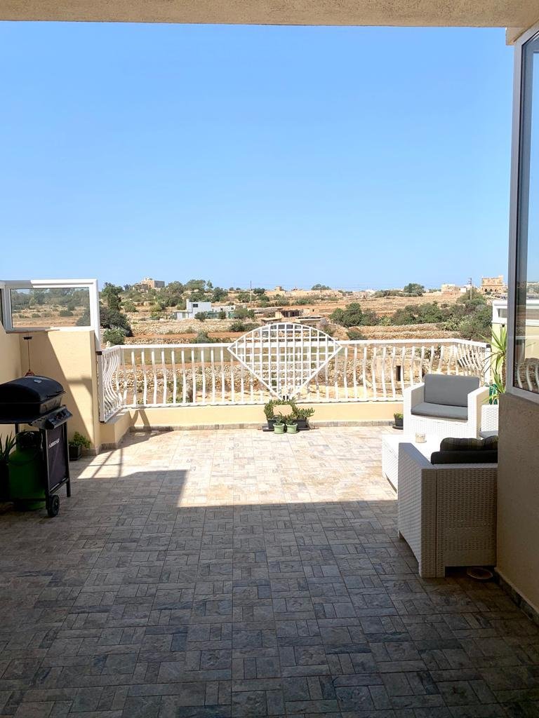 Marsaxlokk, Furnished Penthouse