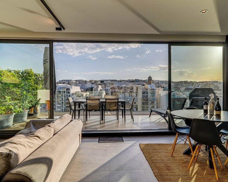 St Julians, Furnished Penthouse