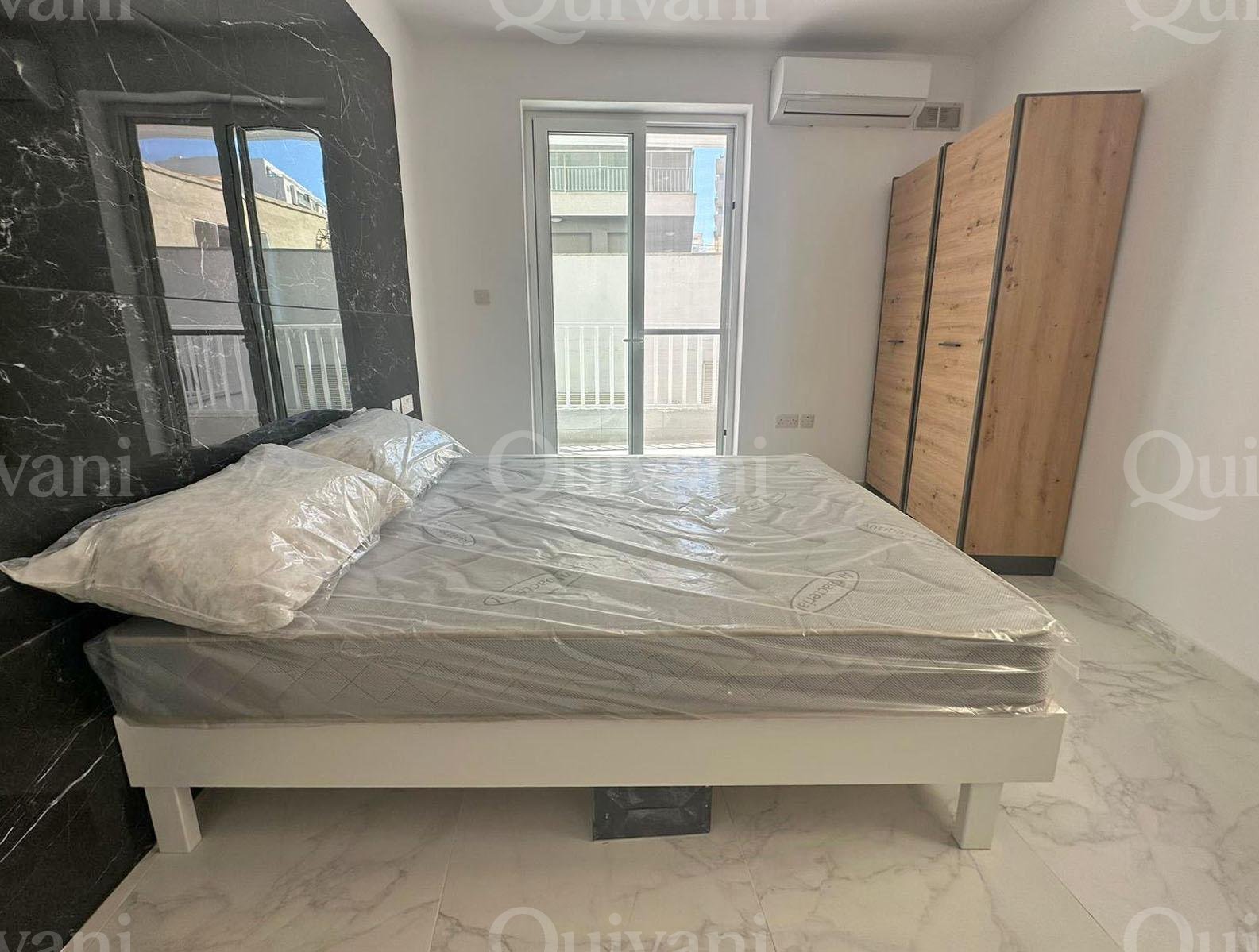 Qawra, Furnished Apartment