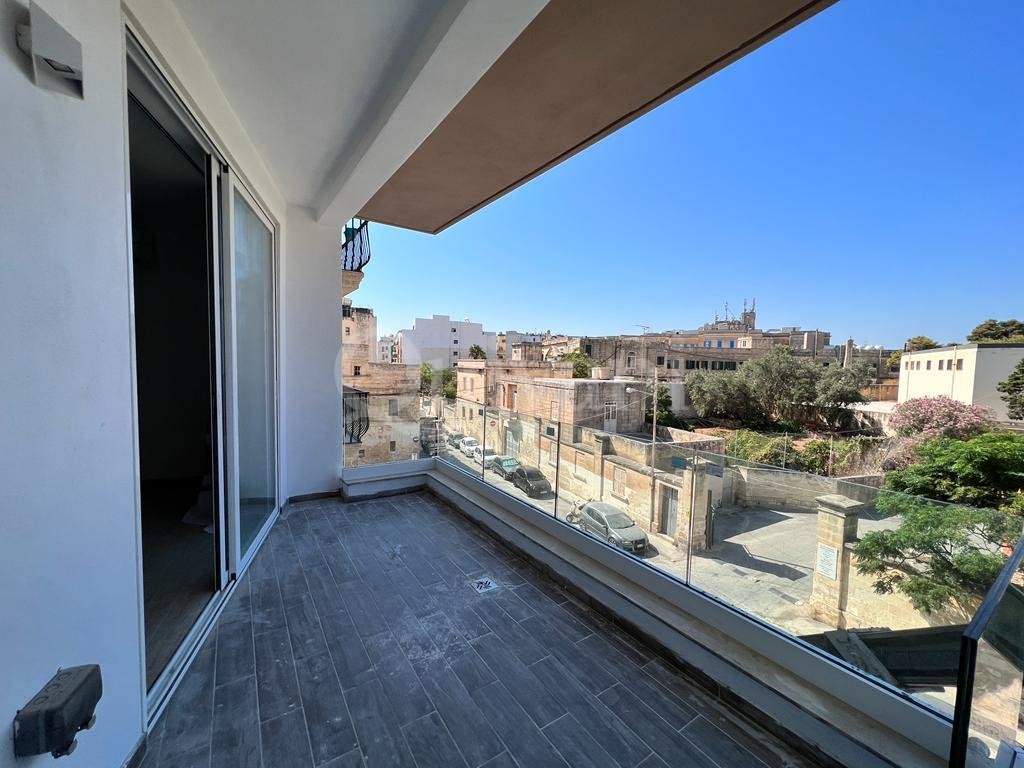 St Julians, Furnished Apartment