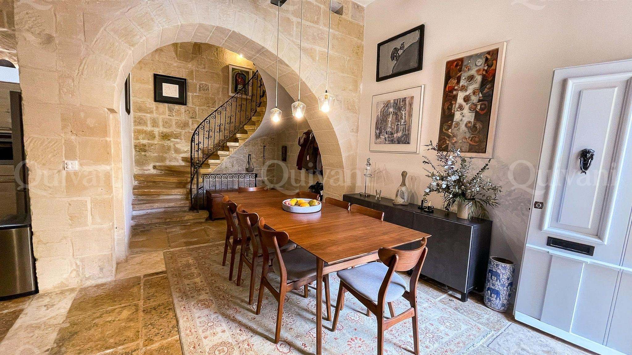 Siggiewi, Furnished House of Character