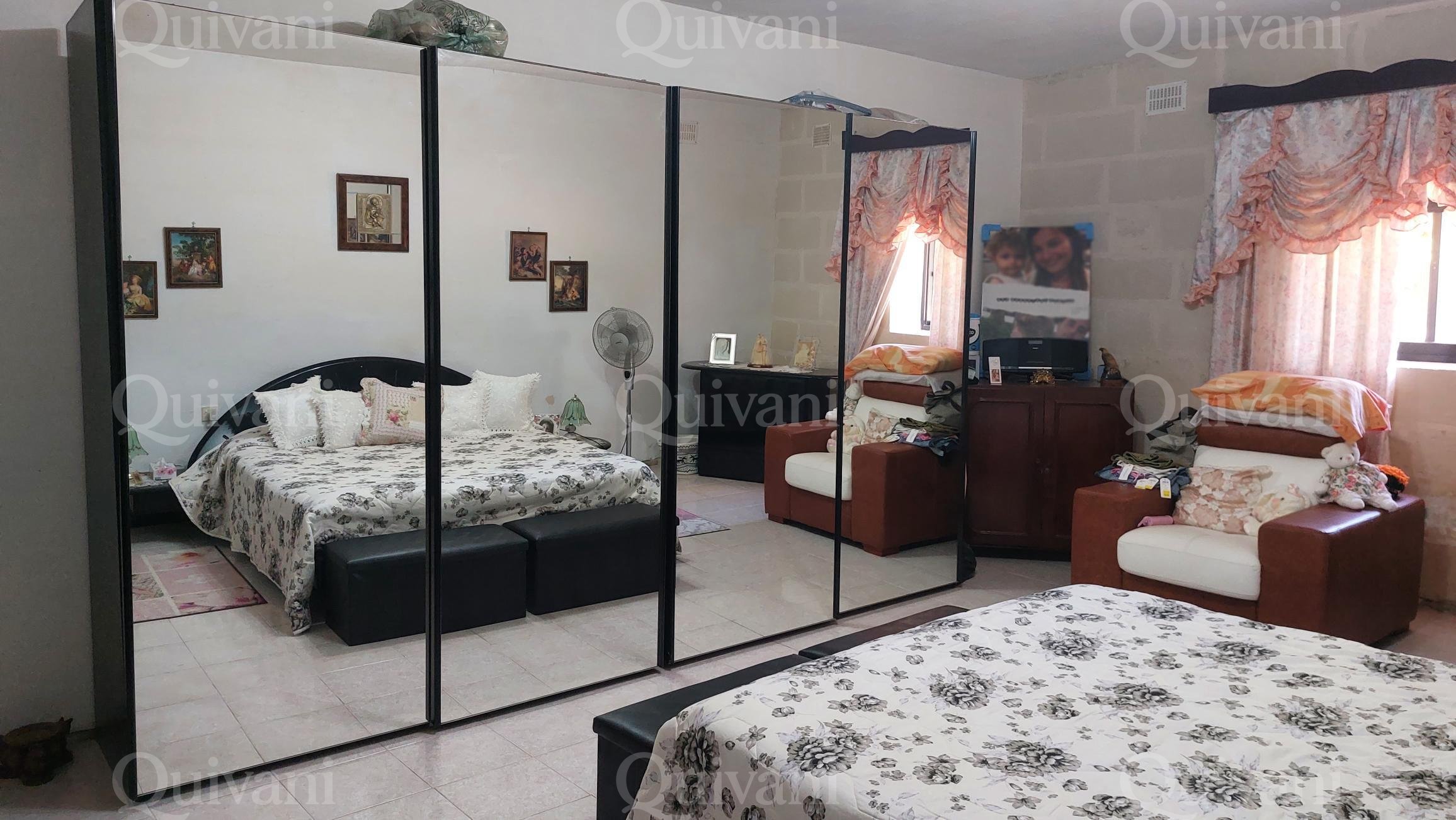 Zebbug, Furnished Farmhouse