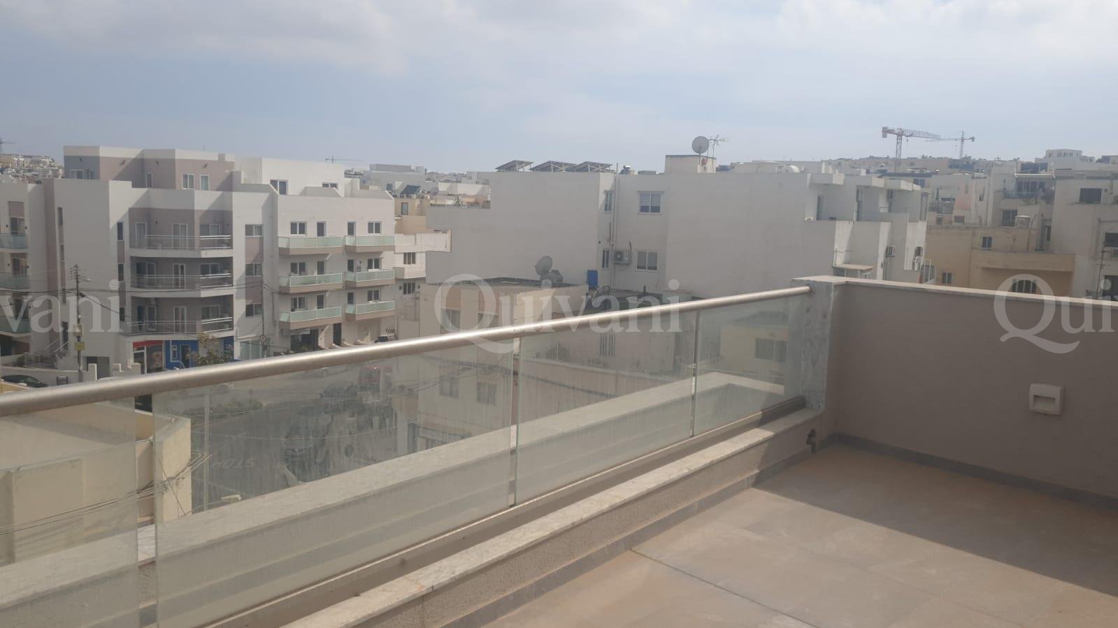 Swieqi, Furnished Penthouse
