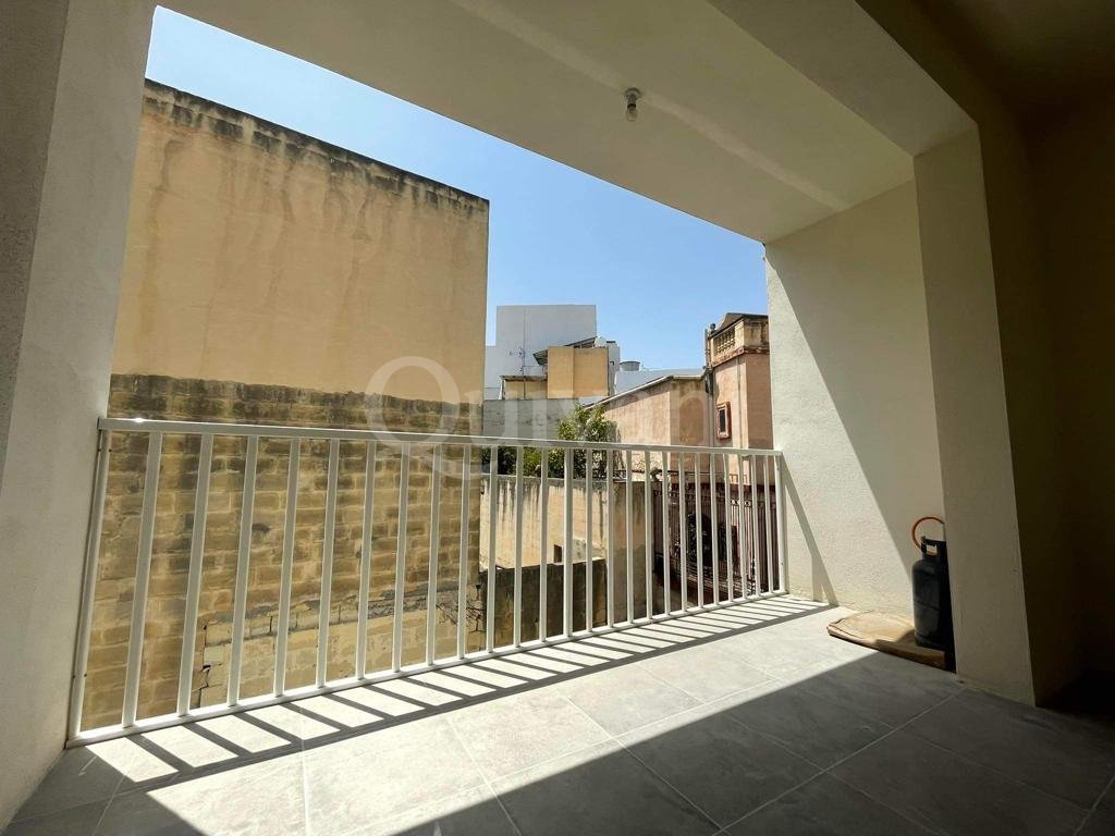 Hamrun, Furnished Apartment