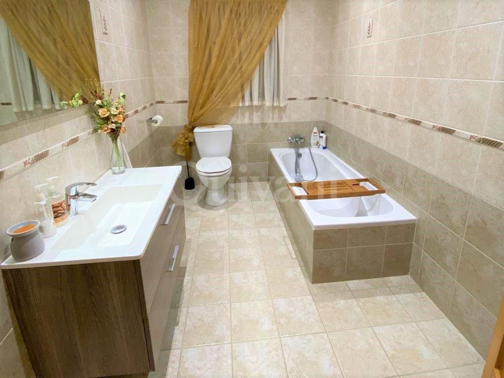 Mosta, Furnished Maisonette
