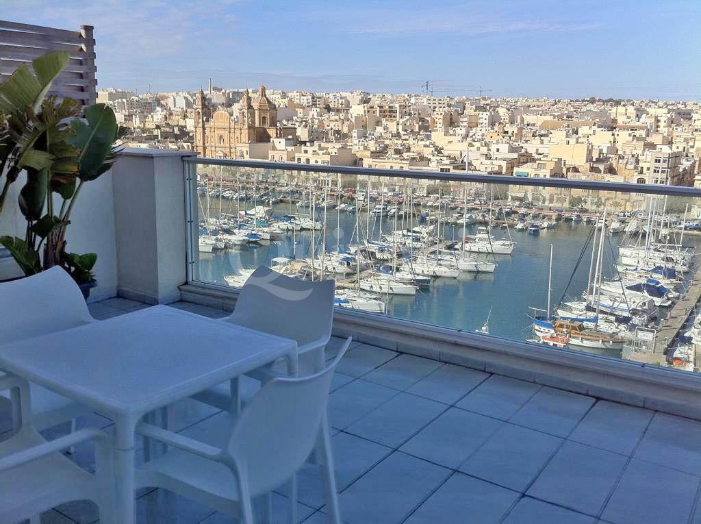 Pieta, Furnished Penthouse