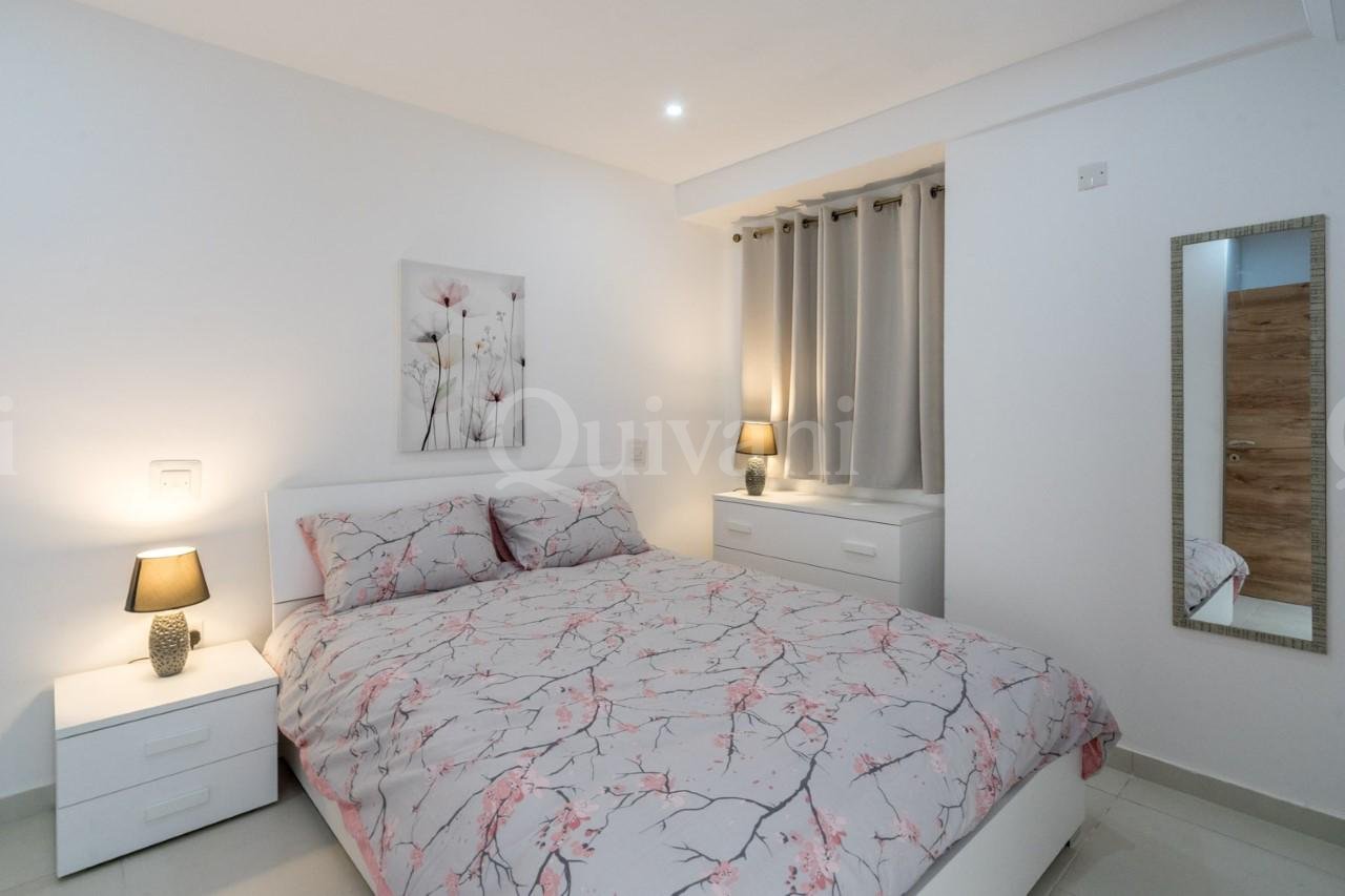 Ta'' Xbiex, Furnished Apartment