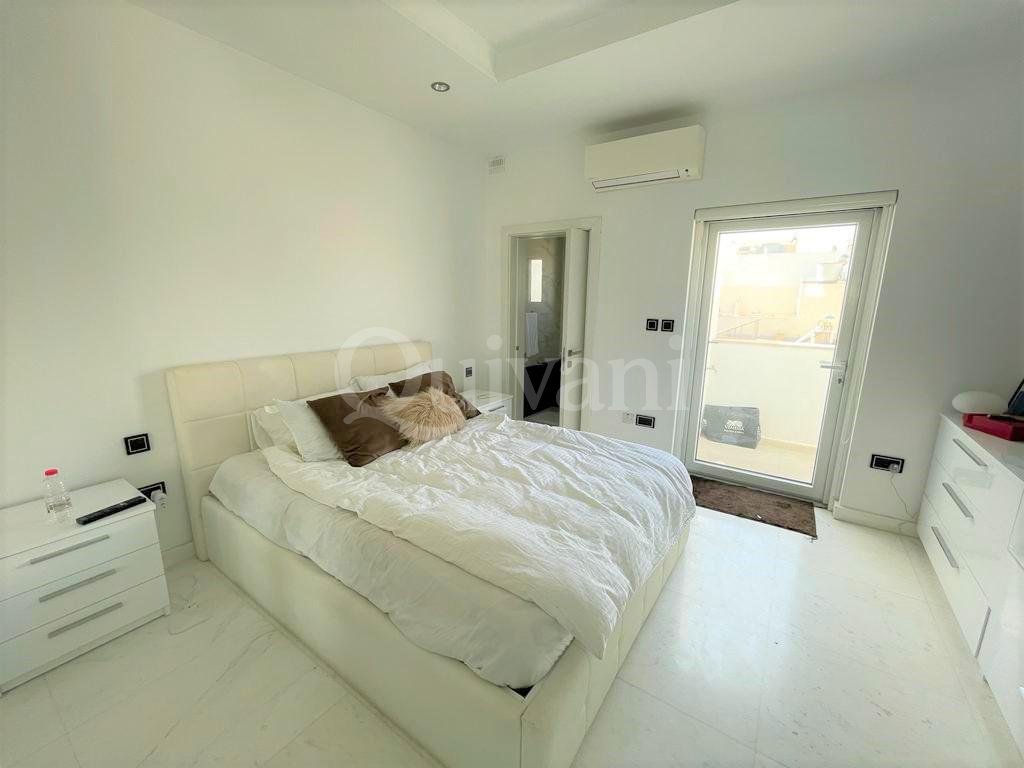 Swieqi, Furnished Penthouse