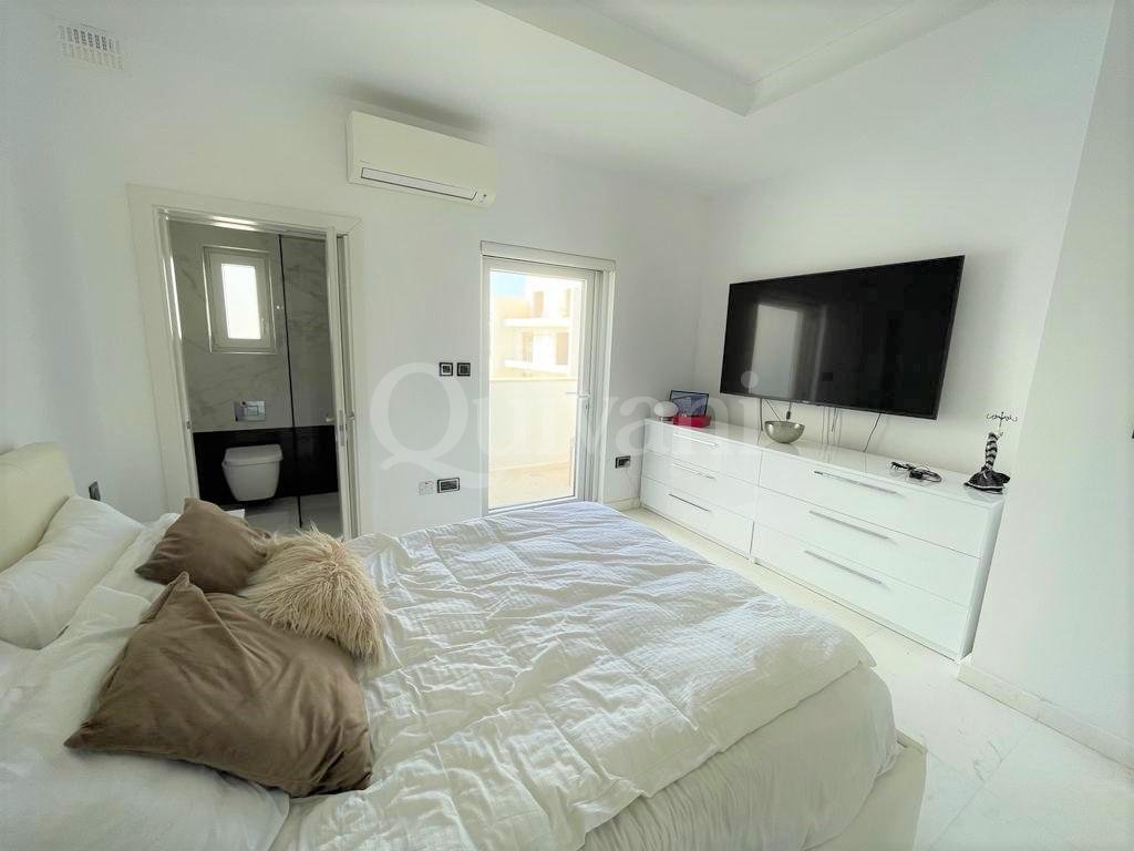 Swieqi, Furnished Penthouse