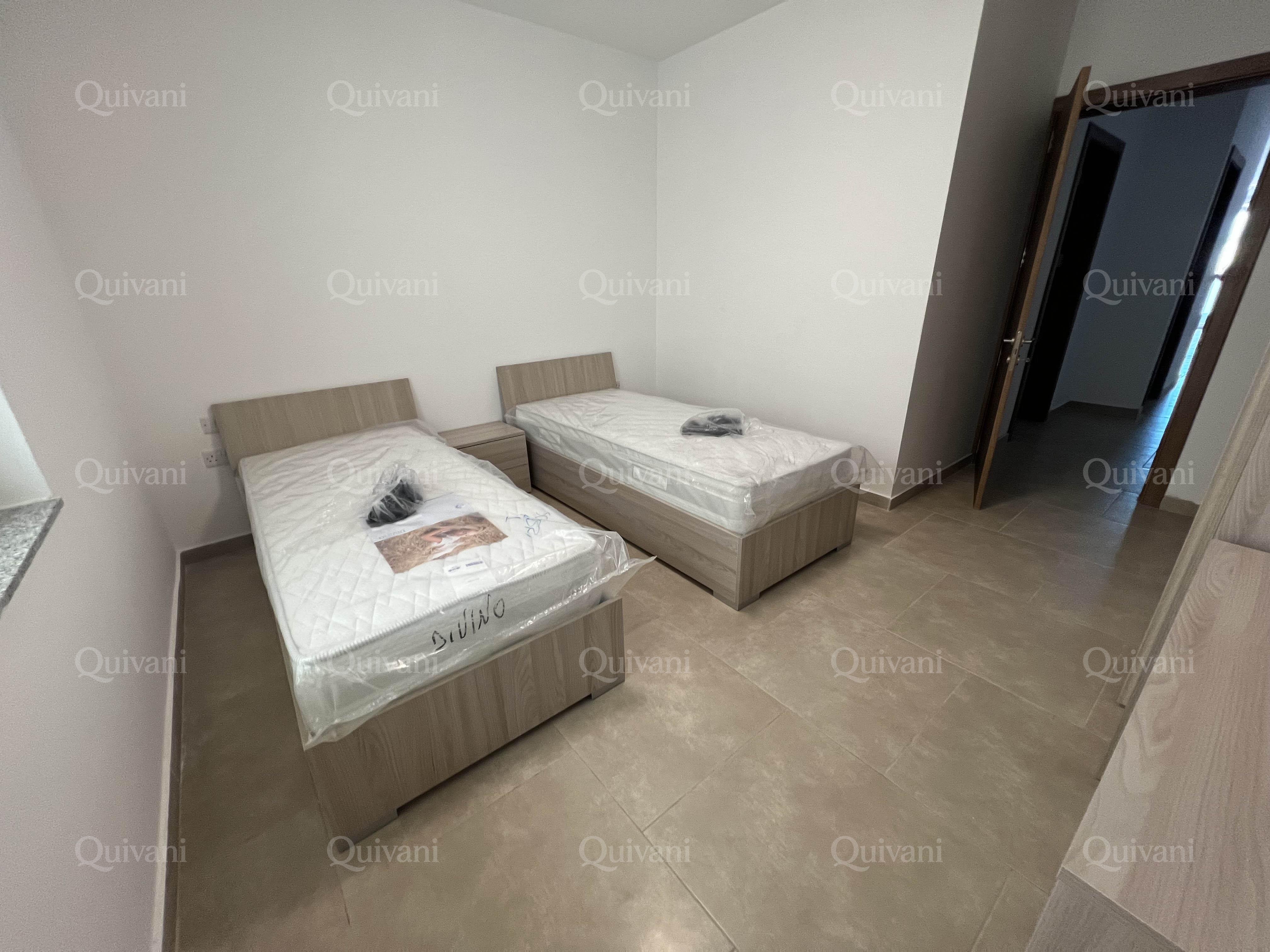Santa Venera, Furnished Penthouse