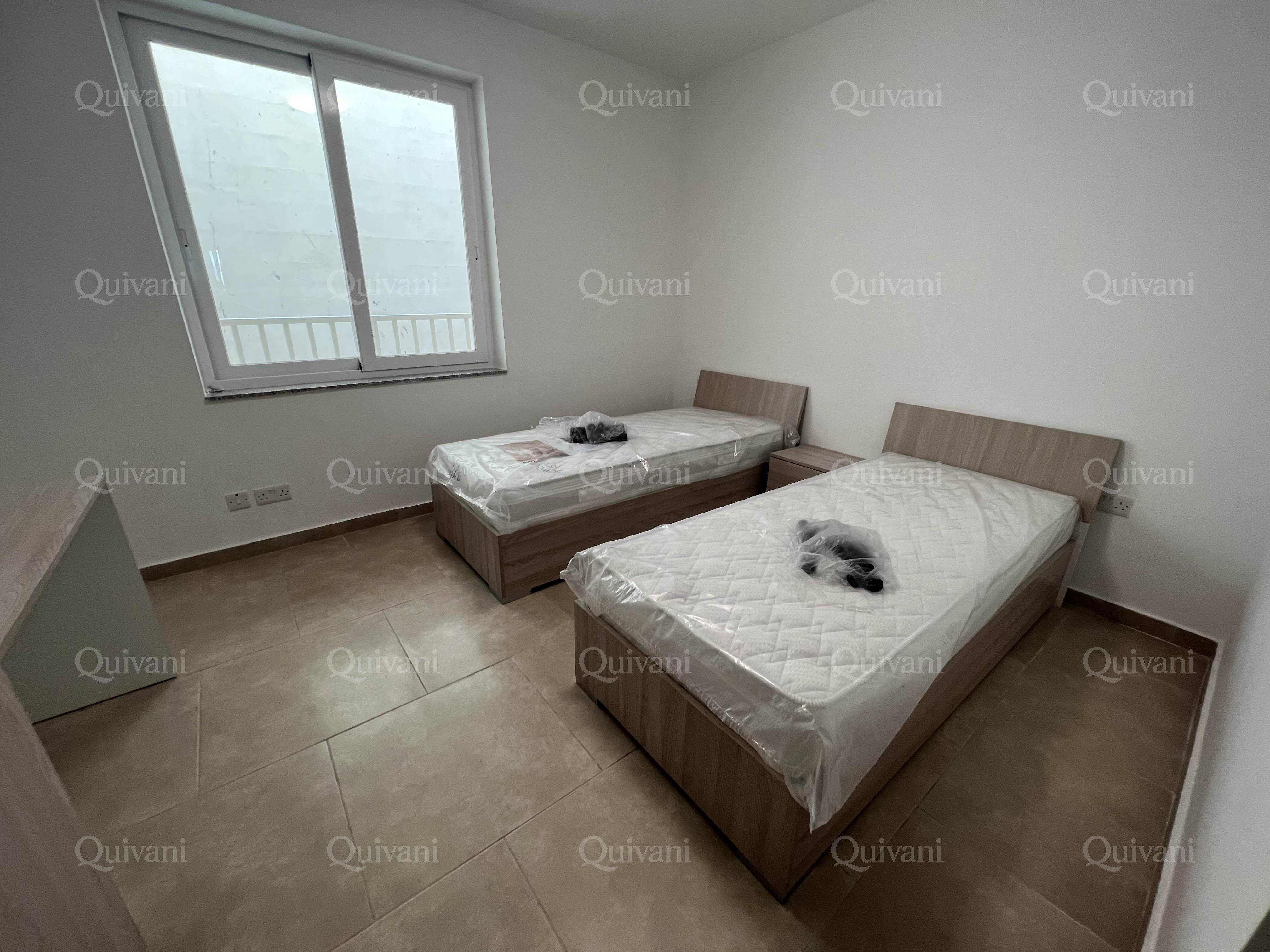 Santa Venera, Furnished Penthouse