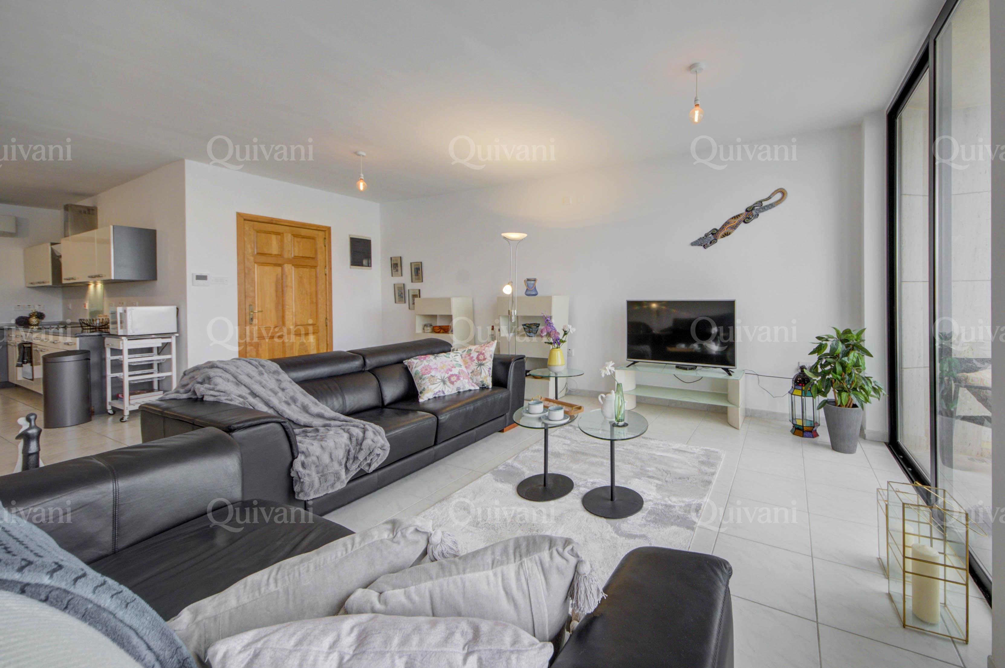 St. Angelo Mansions, Furnished Apartment