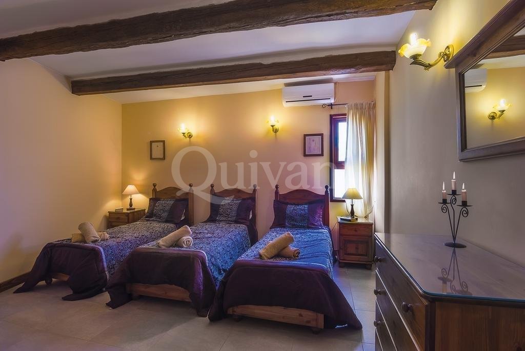 Zejtun, Furnished Farmhouse