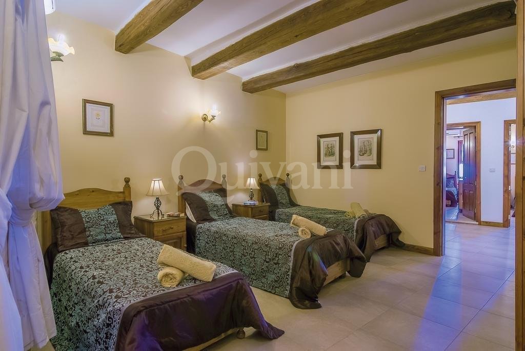 Zejtun, Furnished Farmhouse
