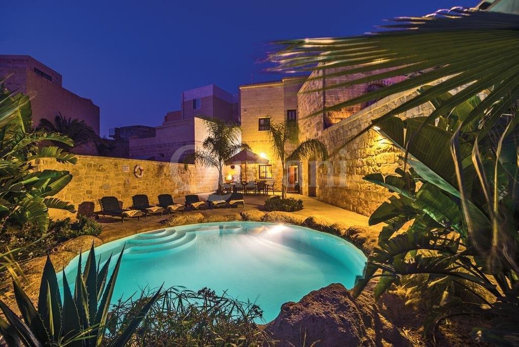 Zejtun, Furnished Farmhouse