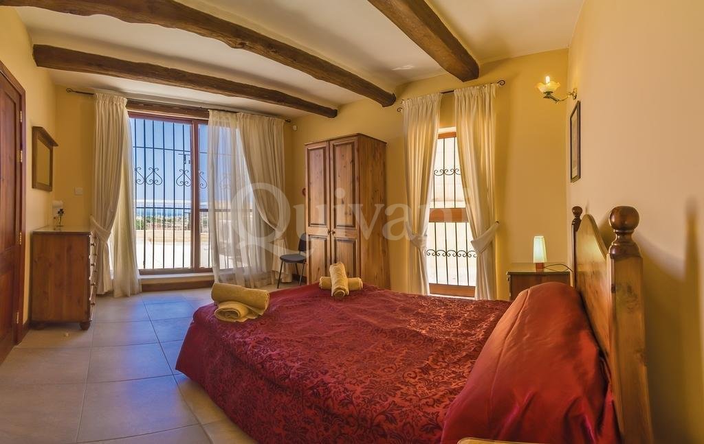 Zejtun, Furnished Farmhouse