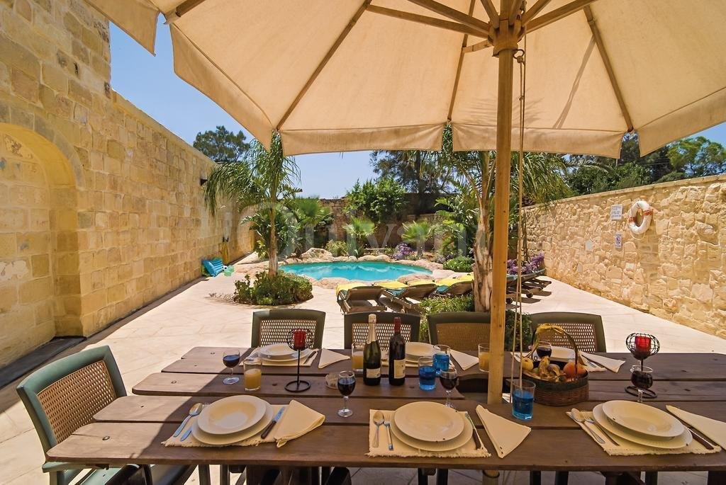 Zejtun, Furnished Farmhouse